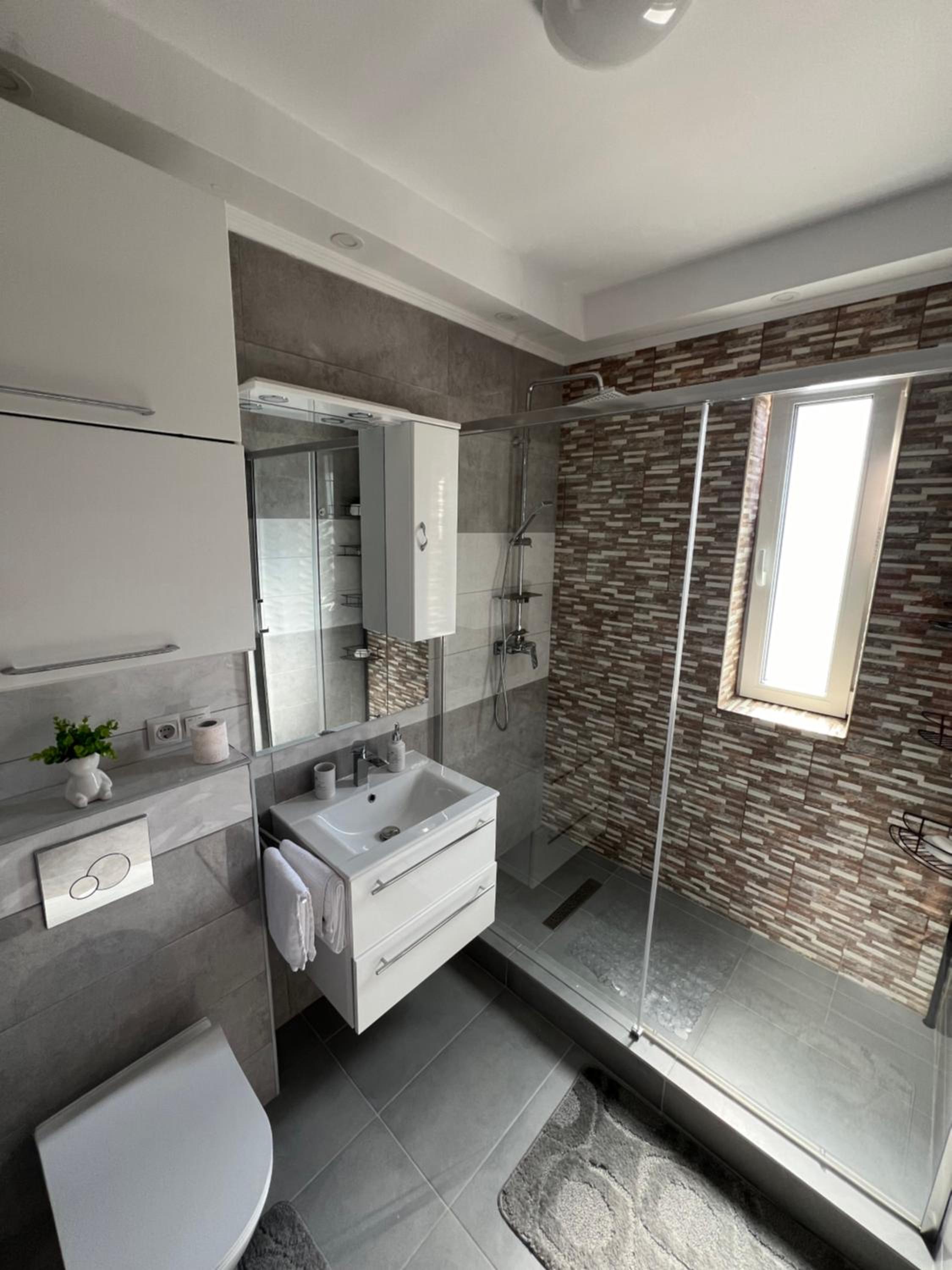 NexuS Apartments