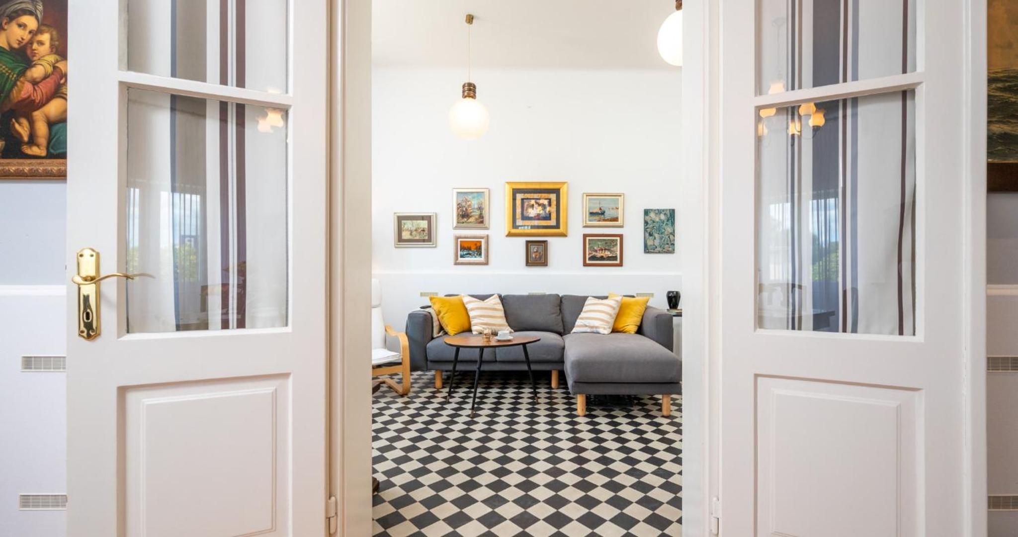 Villa Celio-Cega for 4+2, Trogir center view 5