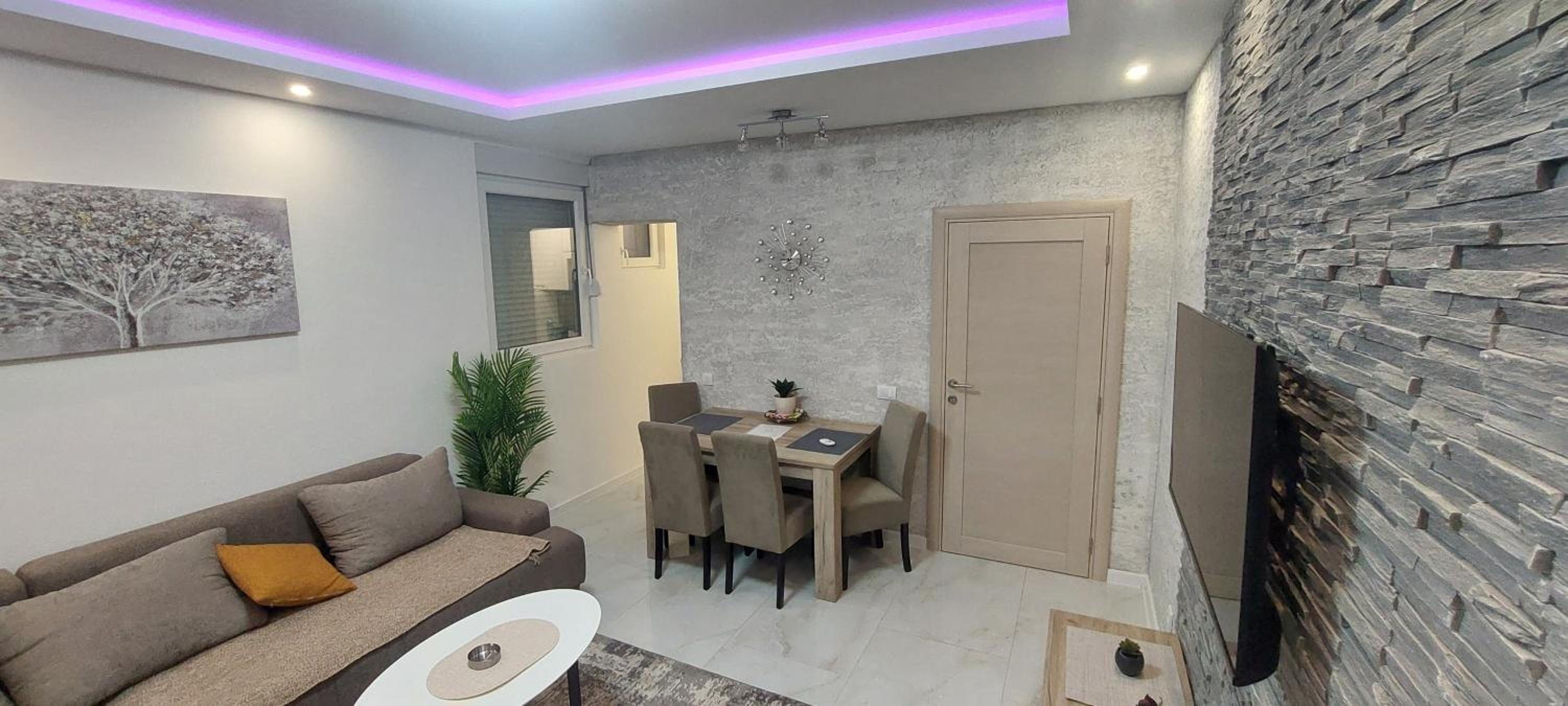GOLD APARTMANI