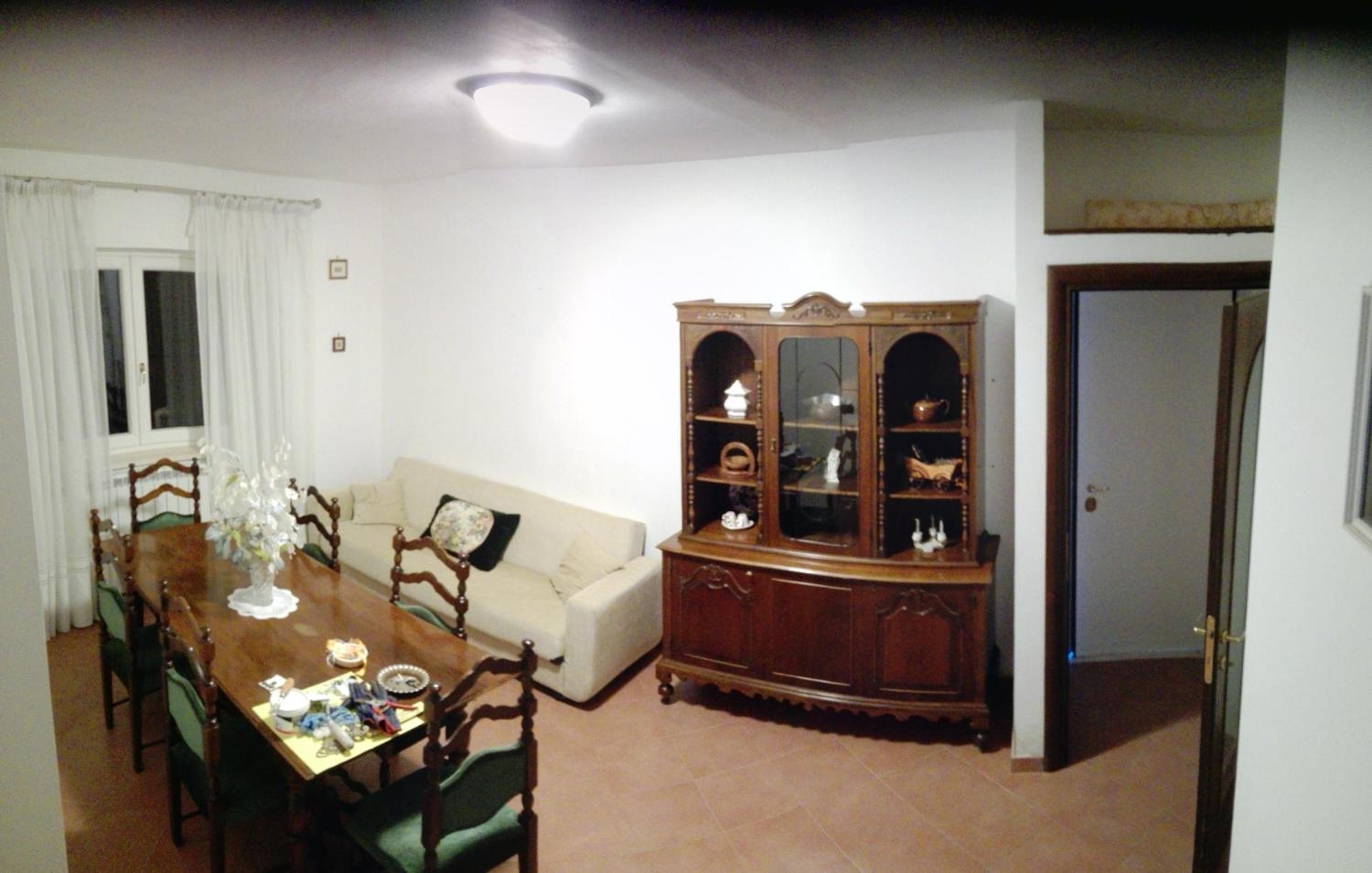 Villa Re view 4