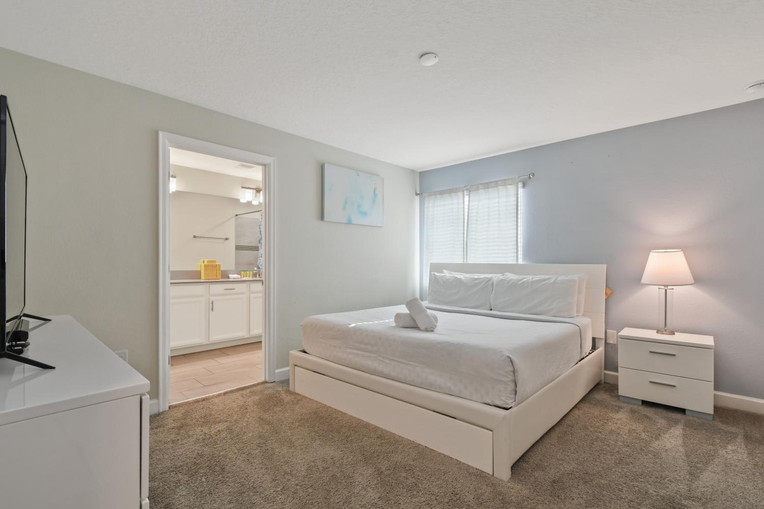 5BR Champions Gate w/ Private Pool - Near Disney