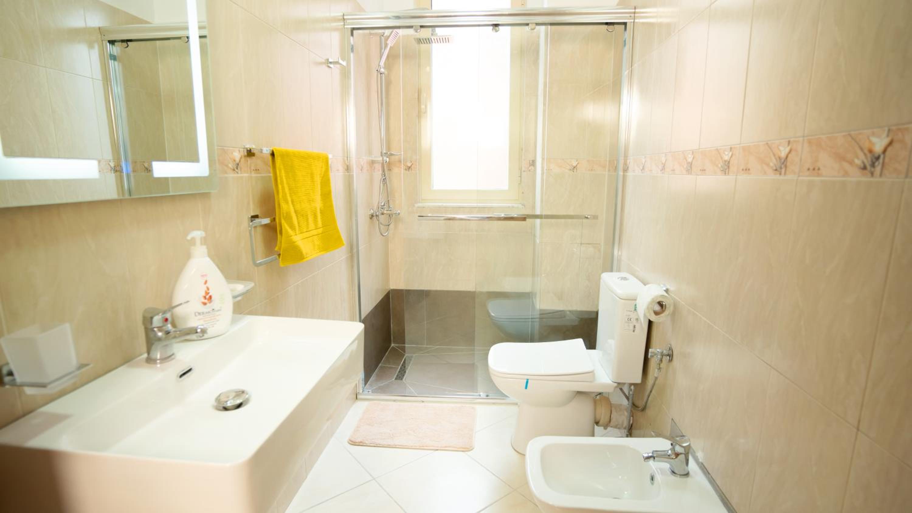 Urban Gem Apt - Tirana