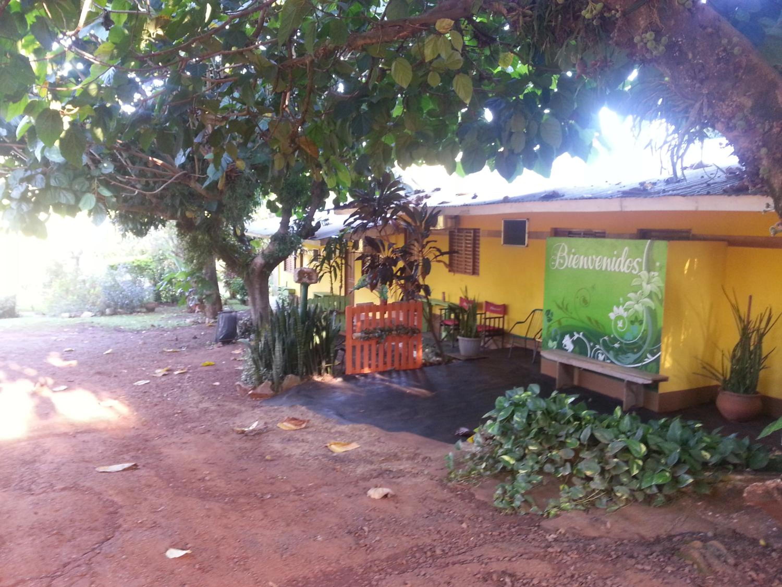 Hotel y Residencial Amigos