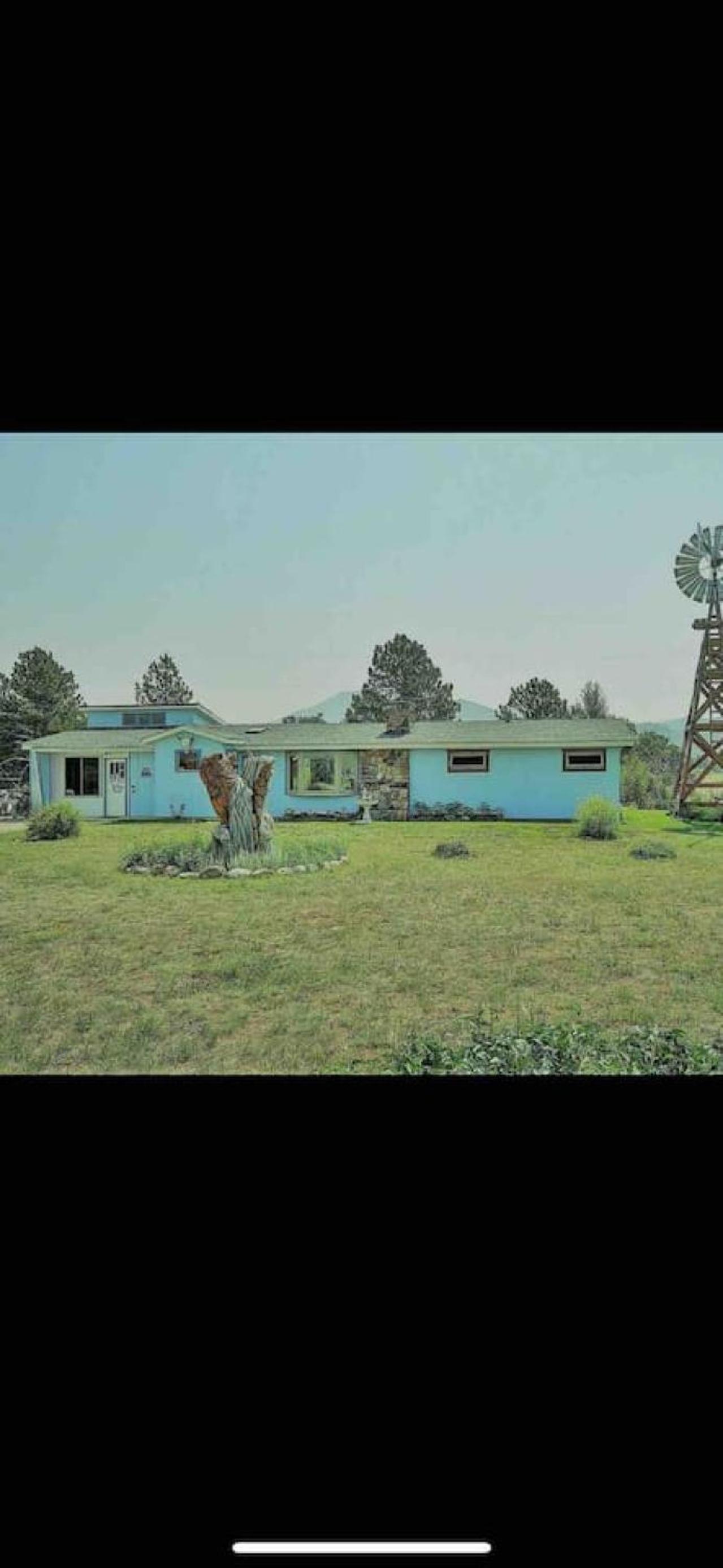 Mountain House on the River view 4