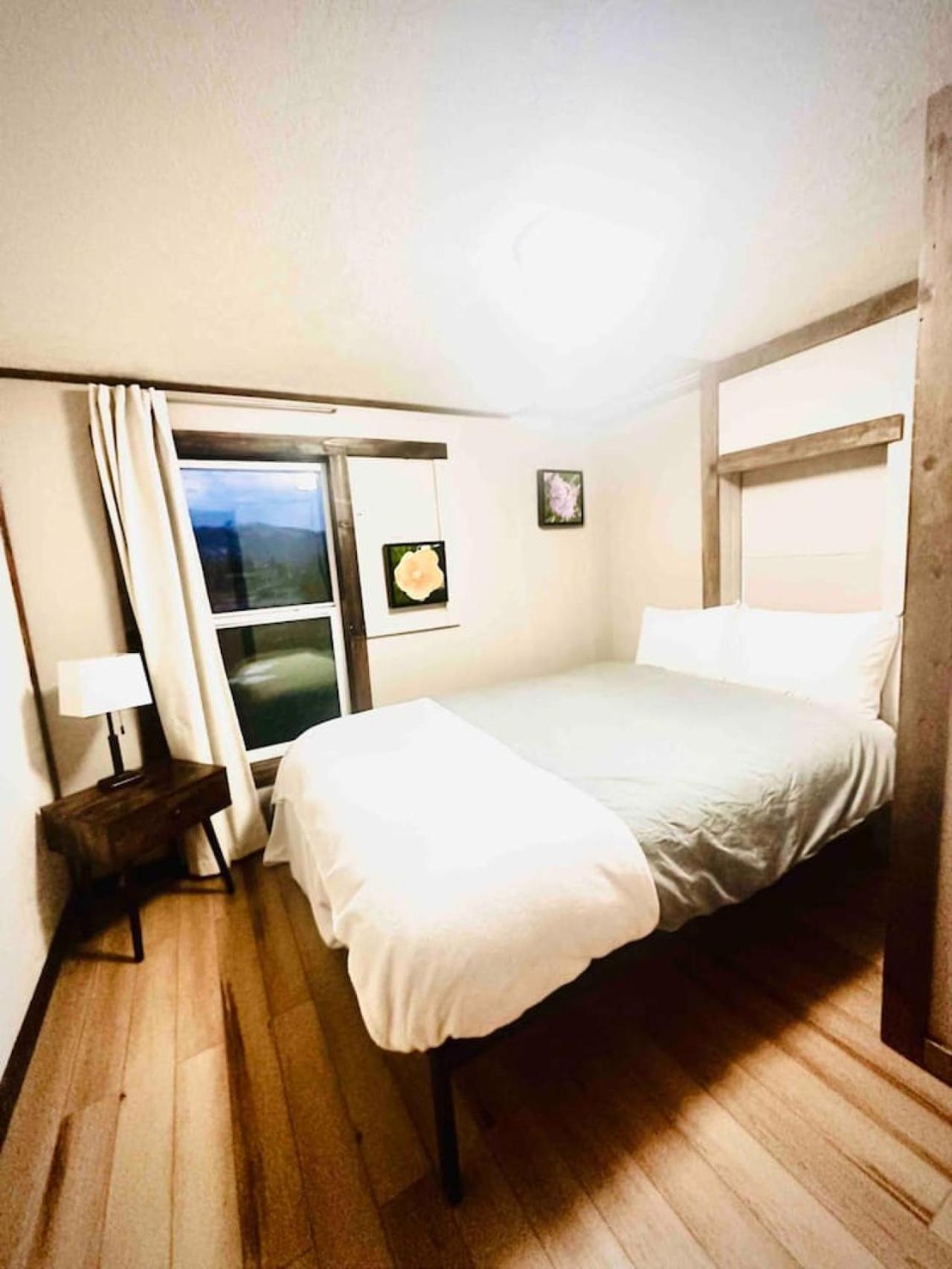 Mountain House on the River view 5