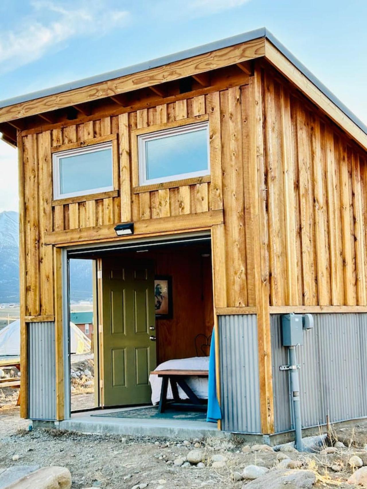 Arkansas River Cabin Breakfast No Fees 12 view 5