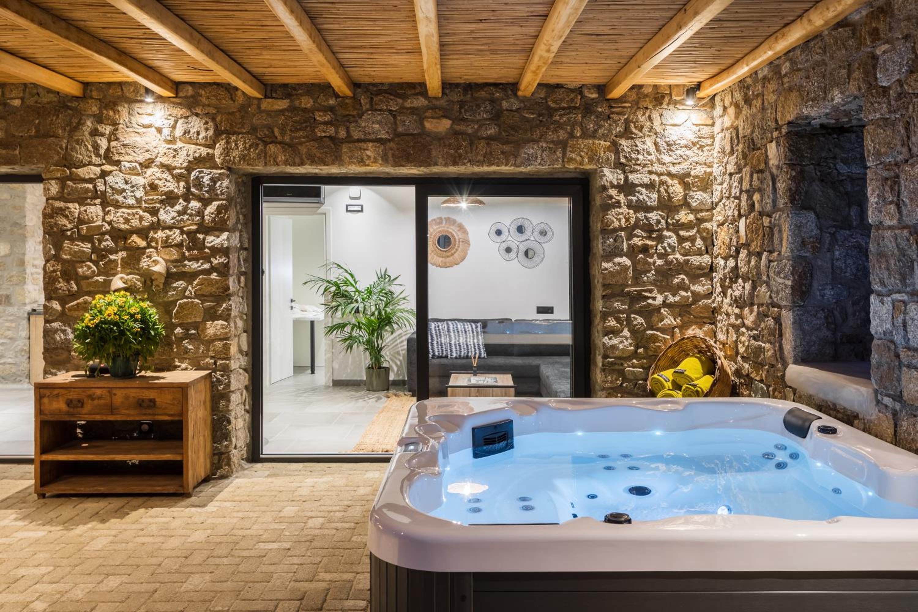 Mykonos Cottage