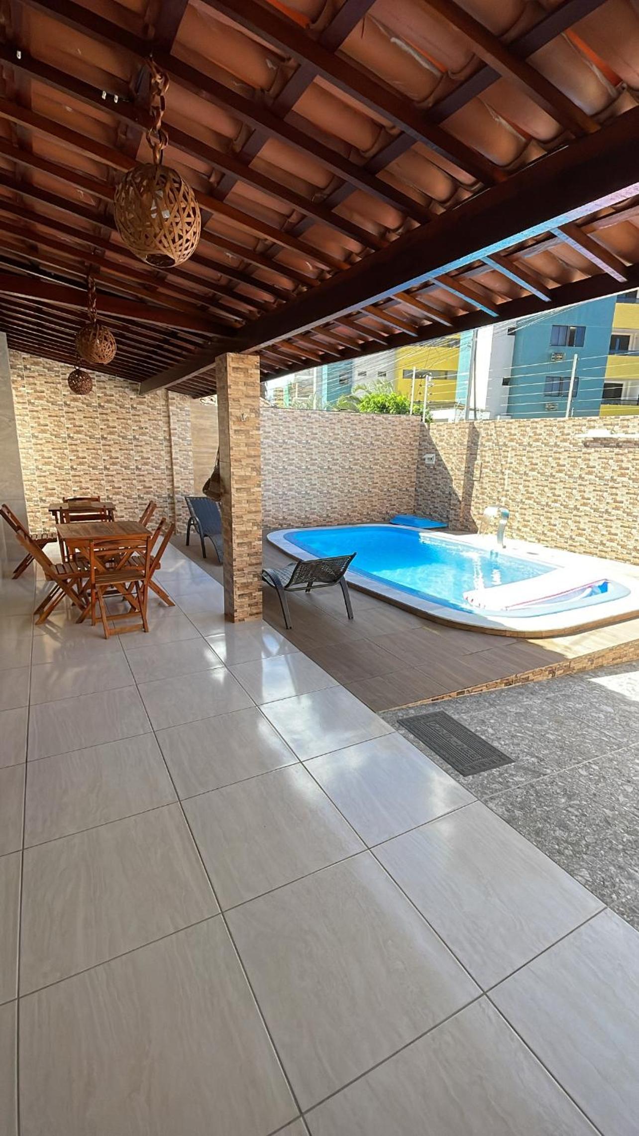 Casa á 400m da Praia de Cabo Branco - João Pessoa