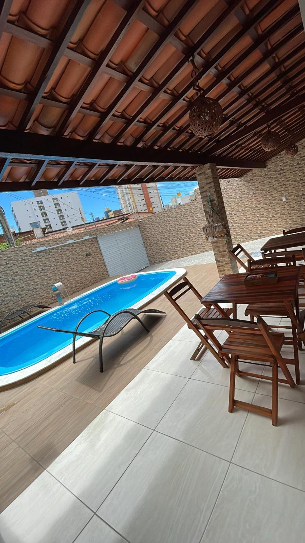 Casa á 400m da Praia de Cabo Branco - João Pessoa
