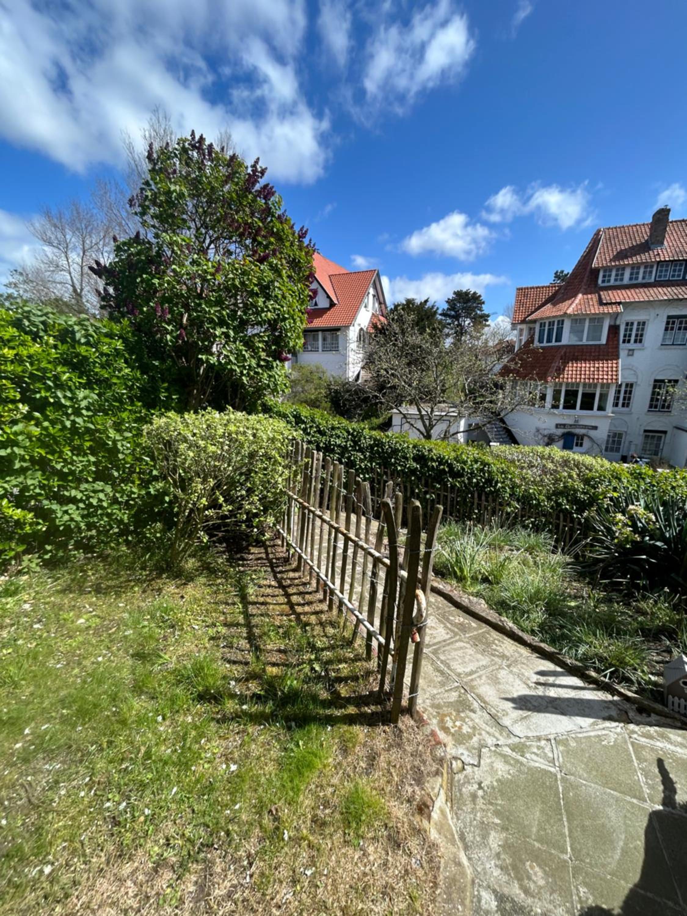 Villa Kitoko dans le quartier résidentiel de Koksijde à 5m de la plage