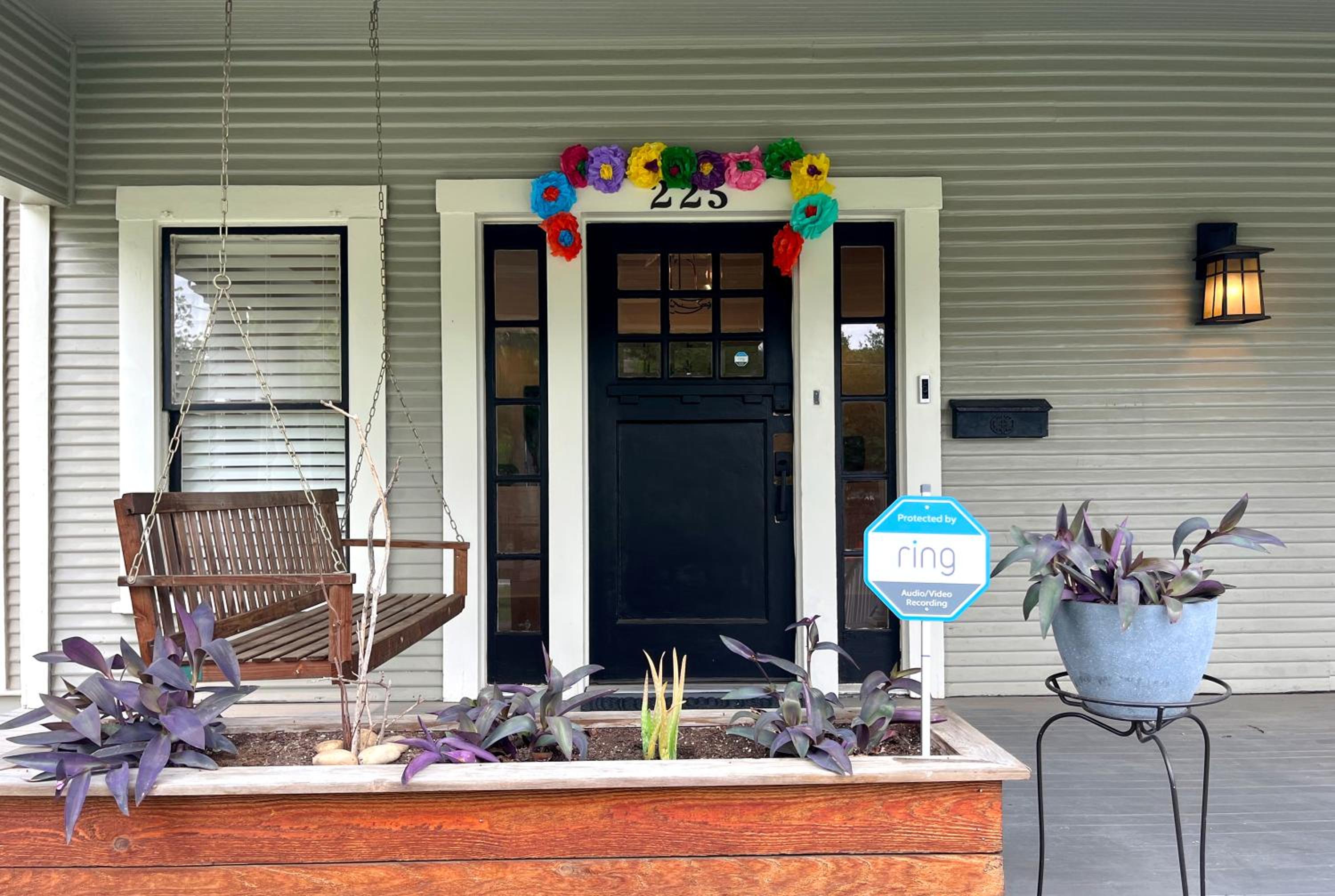 Historic 7BR Luxury with hot tub in the heart of town view 4
