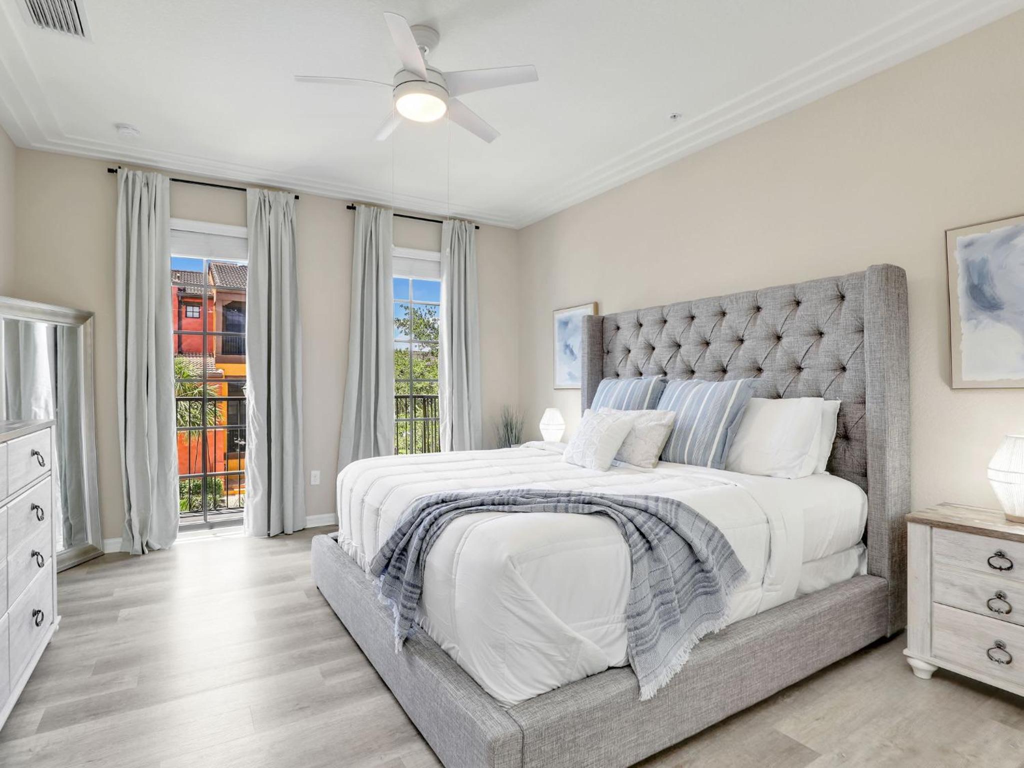 Luxury Paseo Townhome Pool Bars and Beaches view 3