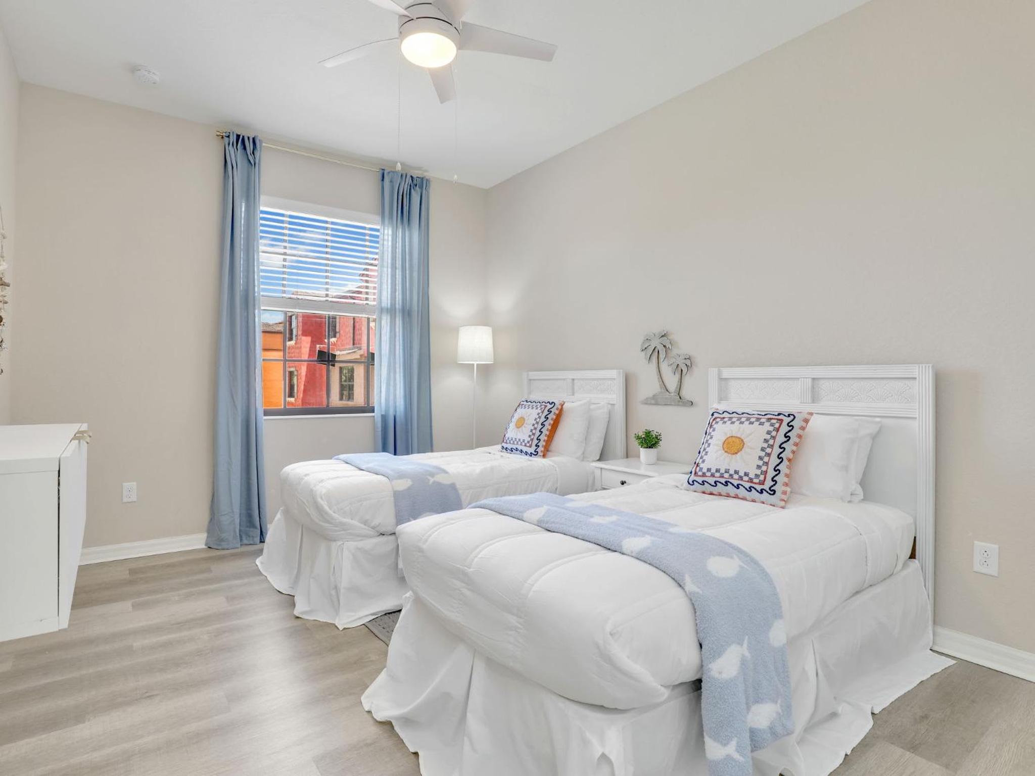 Luxury Paseo Townhome Pool Bars and Beaches view 5