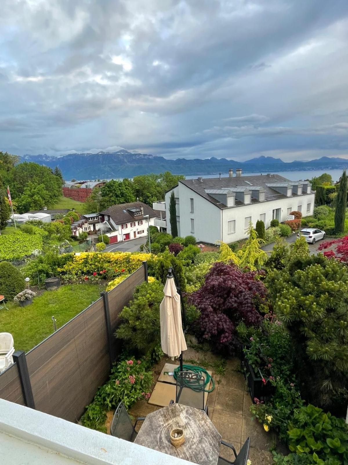 La maison du lac view 4