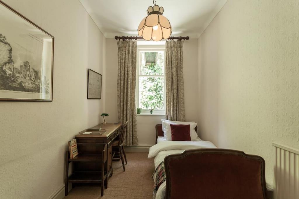 Woodlands House