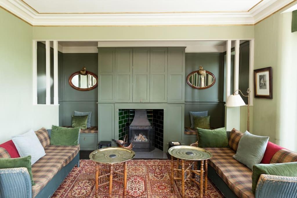 Woodlands House