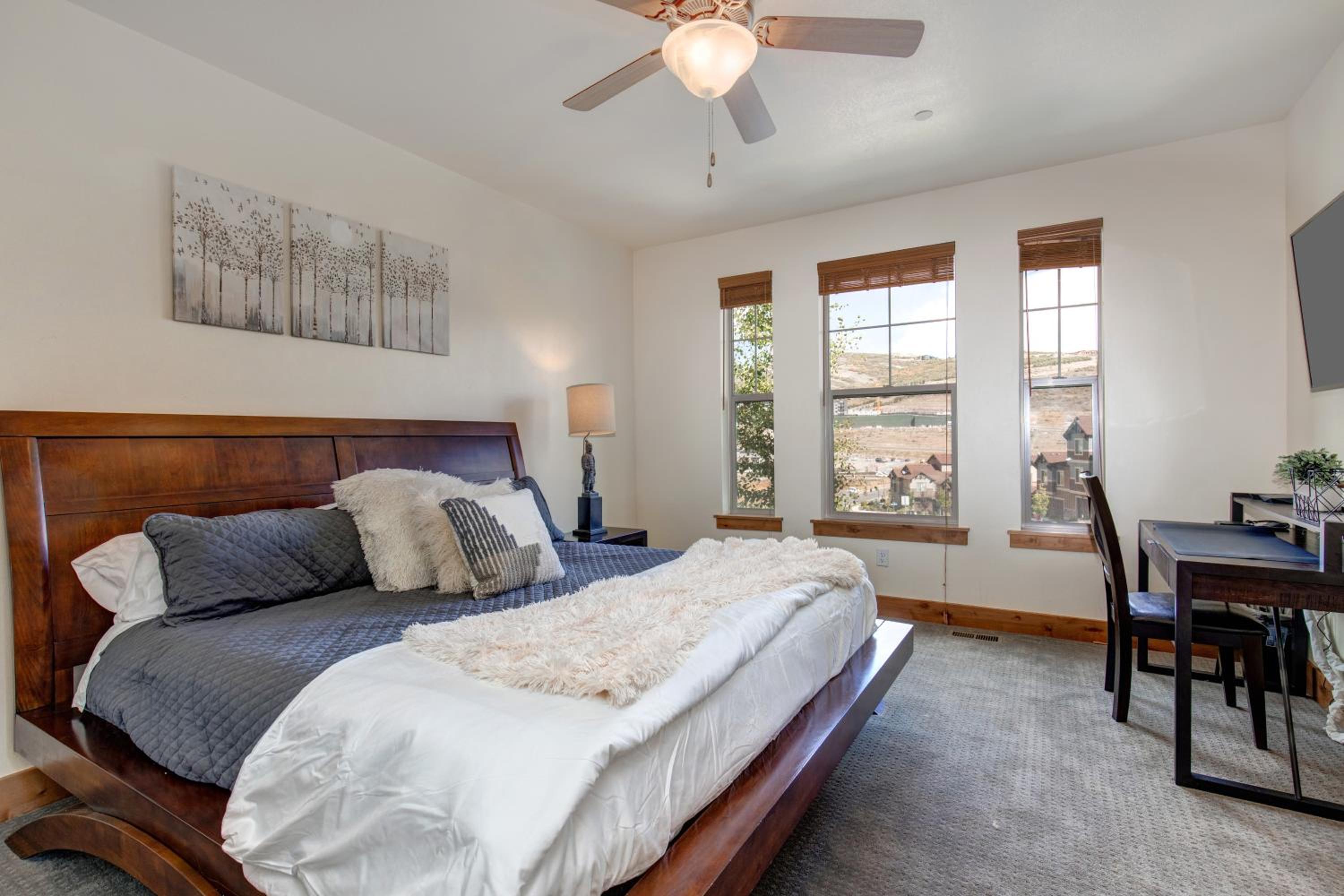 Retreat at Jordanelle 1119 by Moose Management view 2