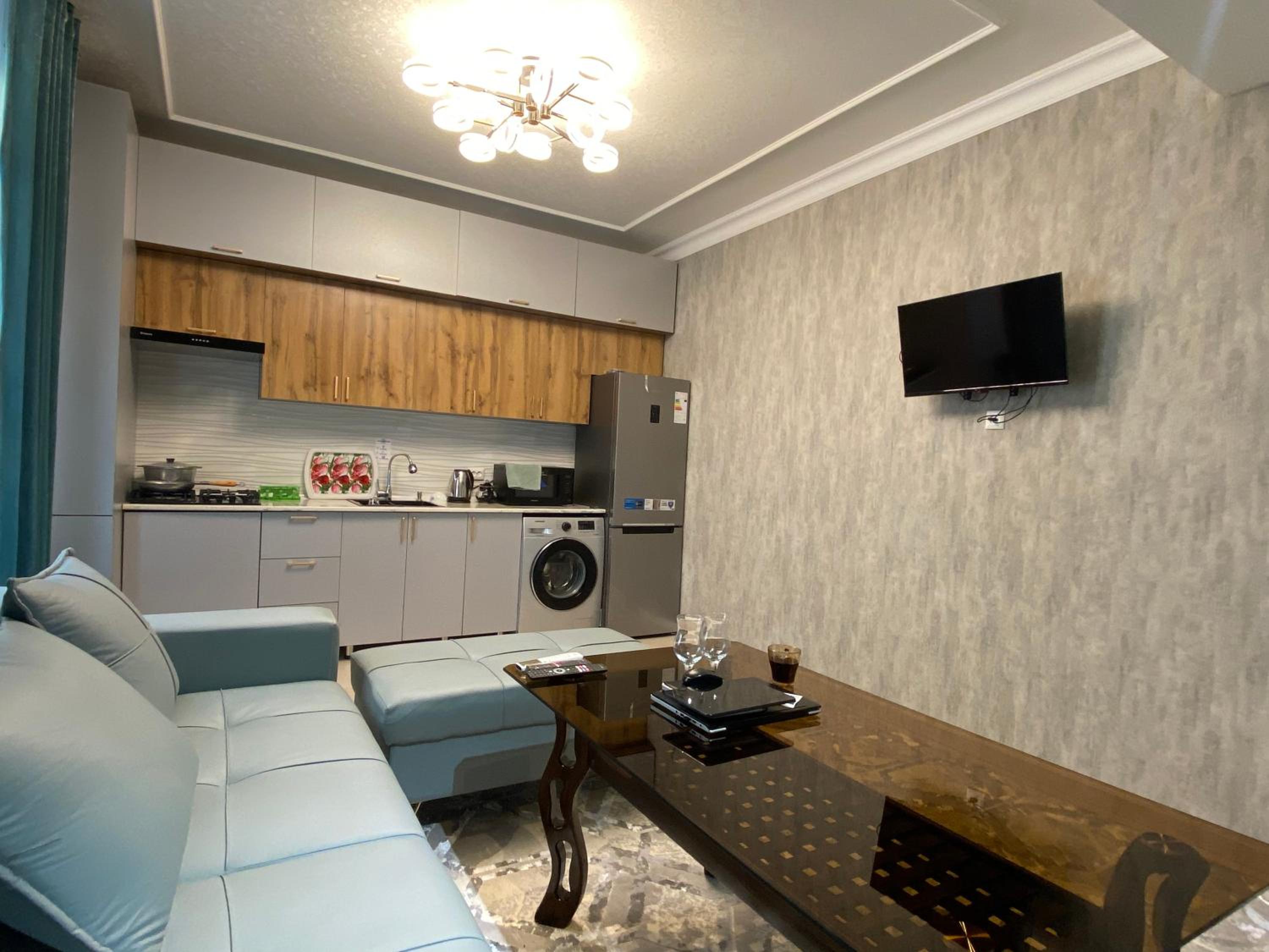Spectre Hi-tech home view 3