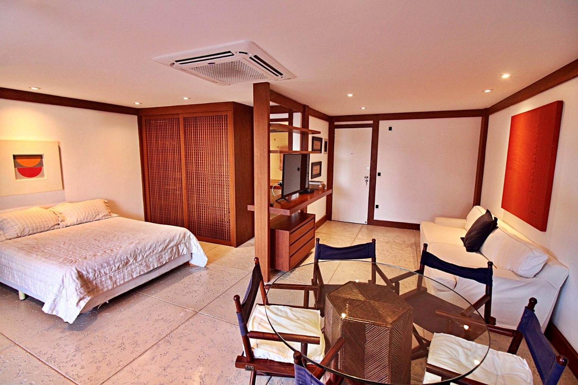 Loft frente praia Barra da Tijuca, ao lado do Windsor