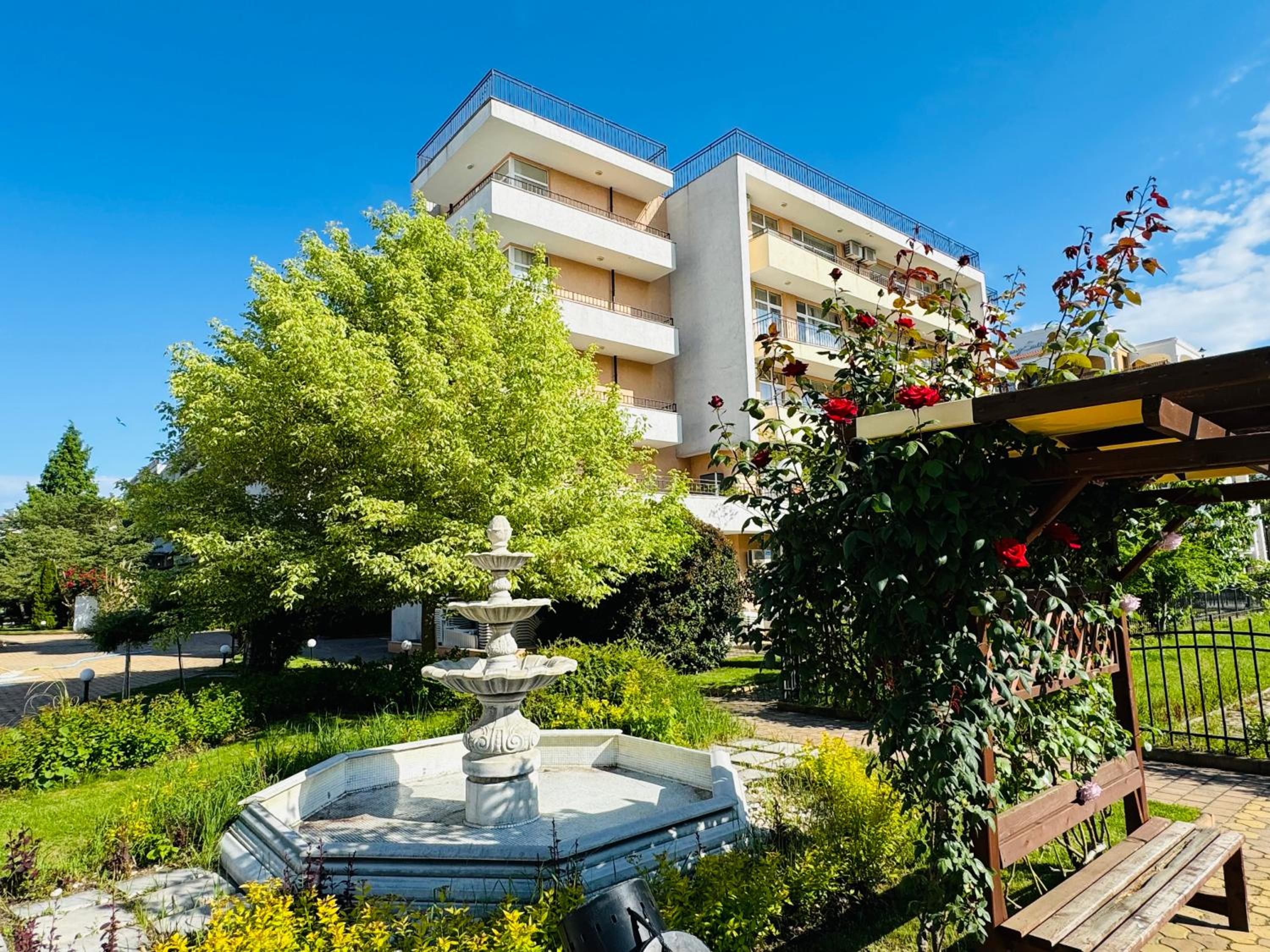 GRAND KAMELIA B 2,8 Large Studio Sunny Beach
