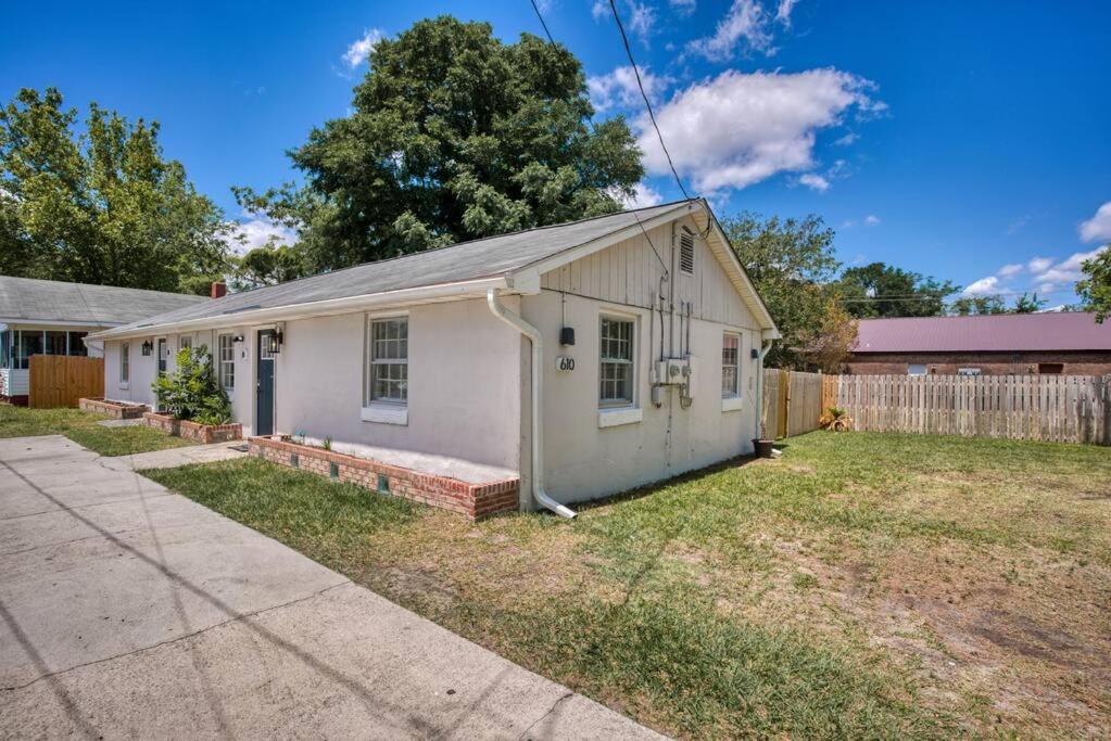 Wilmington Vacations - Castle Street Retreat - Glamorous Getaway - Property Image 3