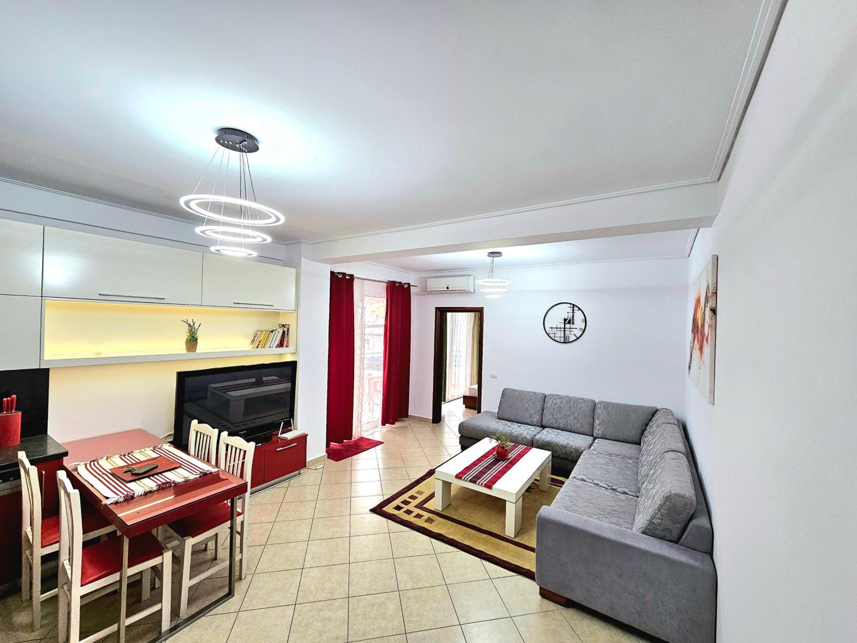 Rose Apartment Saranda Boulevard