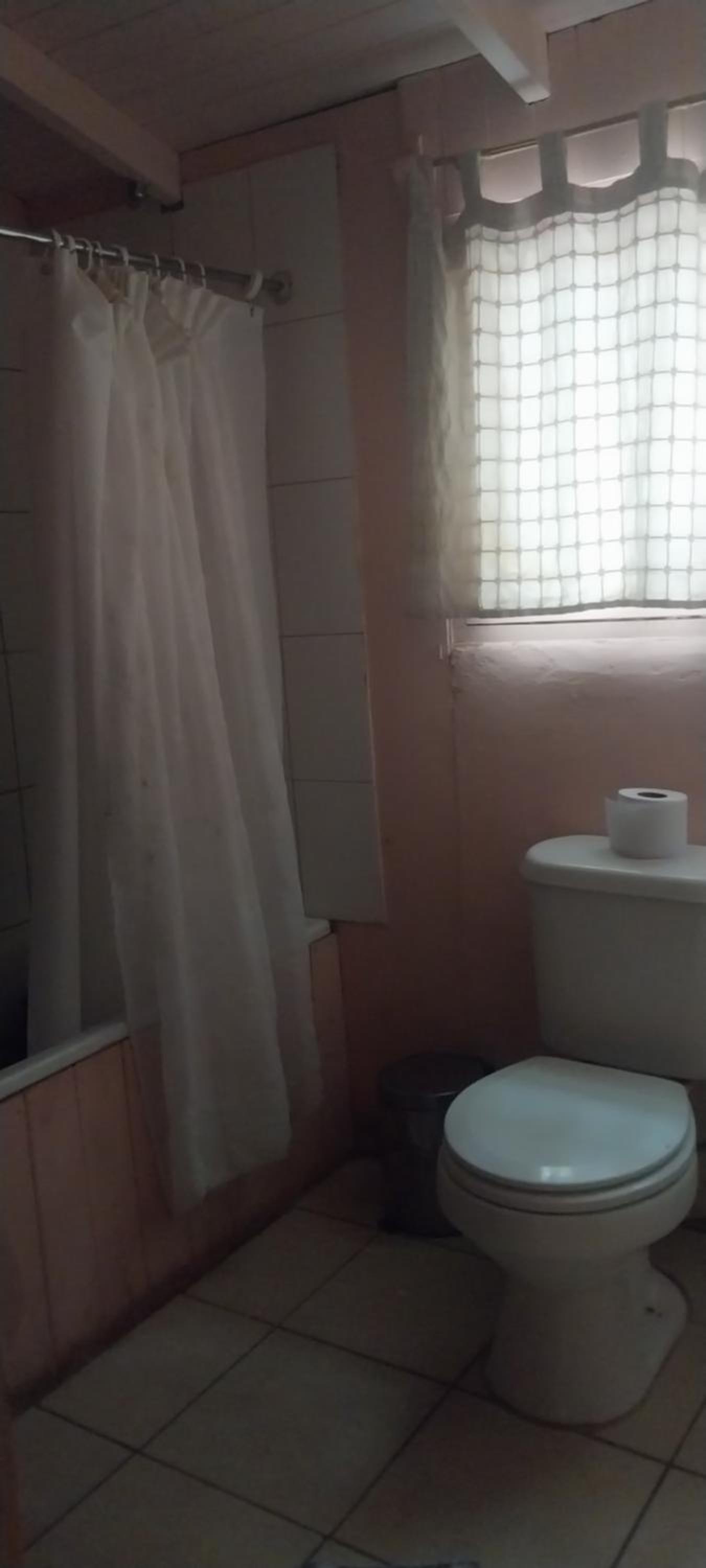 Hostal Acuariano Piscoelqui