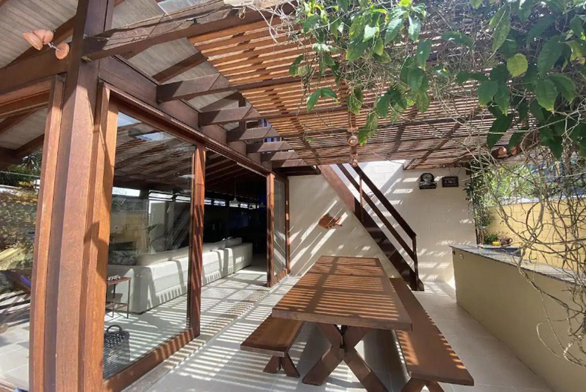 Casa Espetacular com Jacuzzi Churrasqueira e WIFI