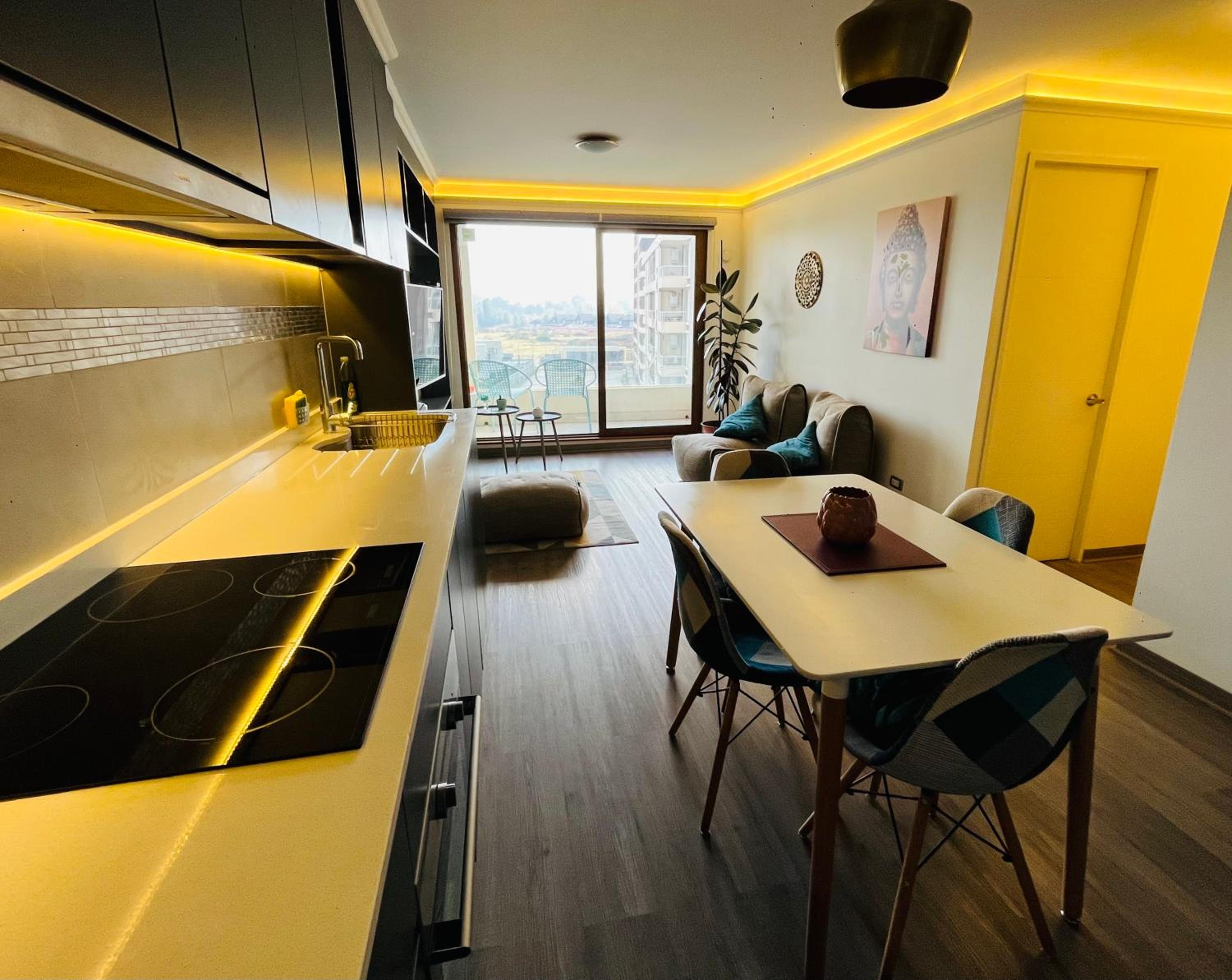 Exclusivo Departamento Equipado Estacionamiento Privado 2D-2B con Excelente ubicación en Los Ángeles