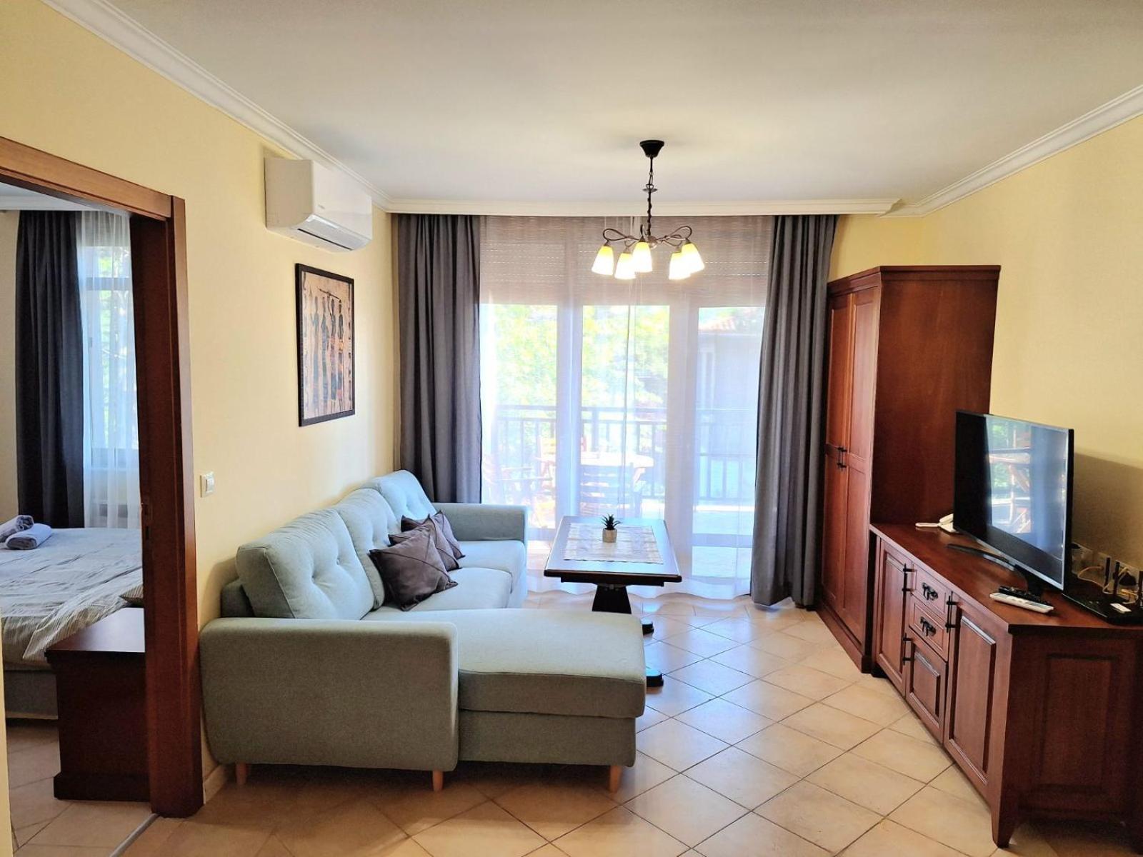 Marina Sun Sea View Apartment
