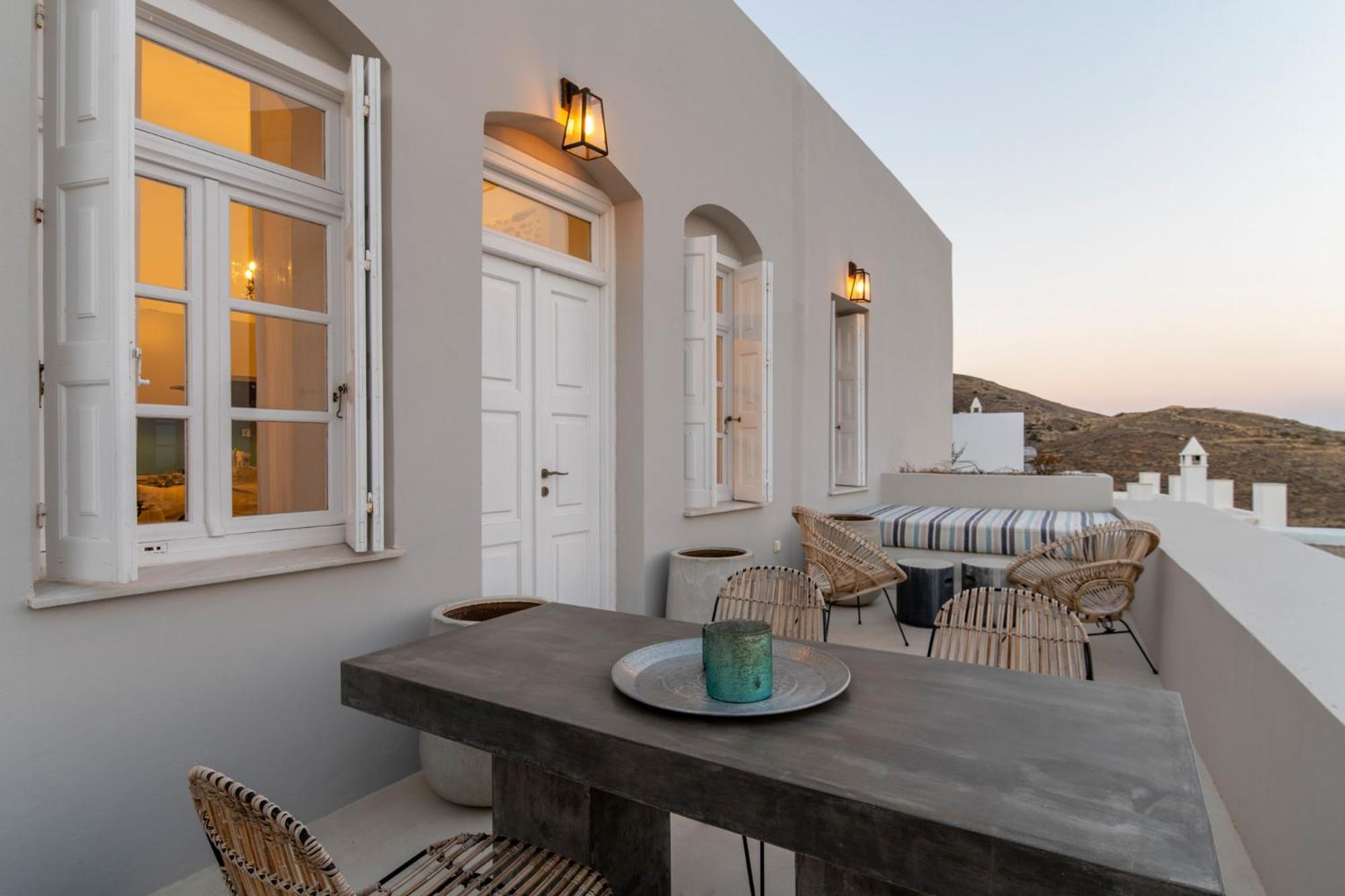 Glaukopis Retreat