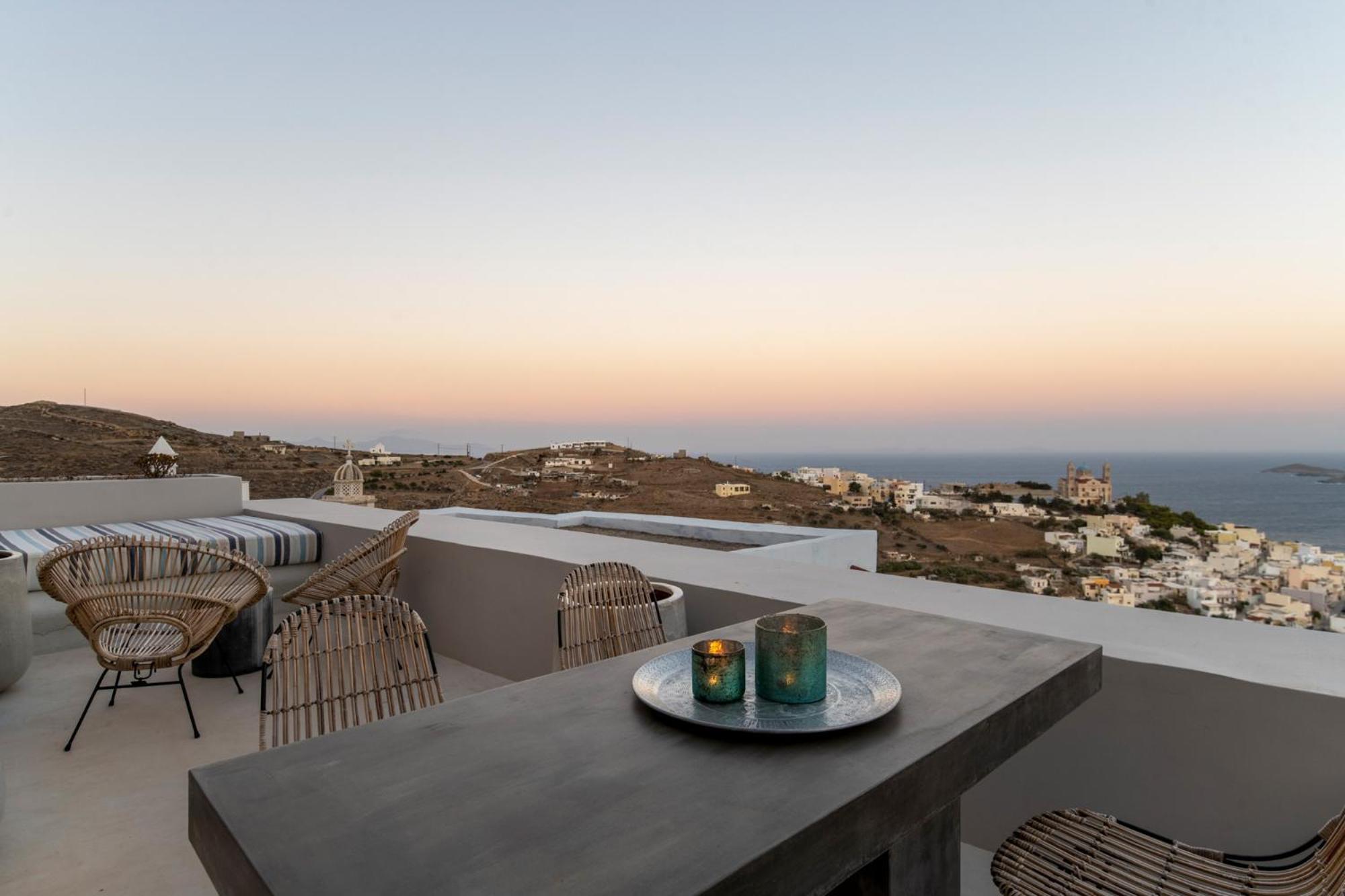 Glaukopis Retreat