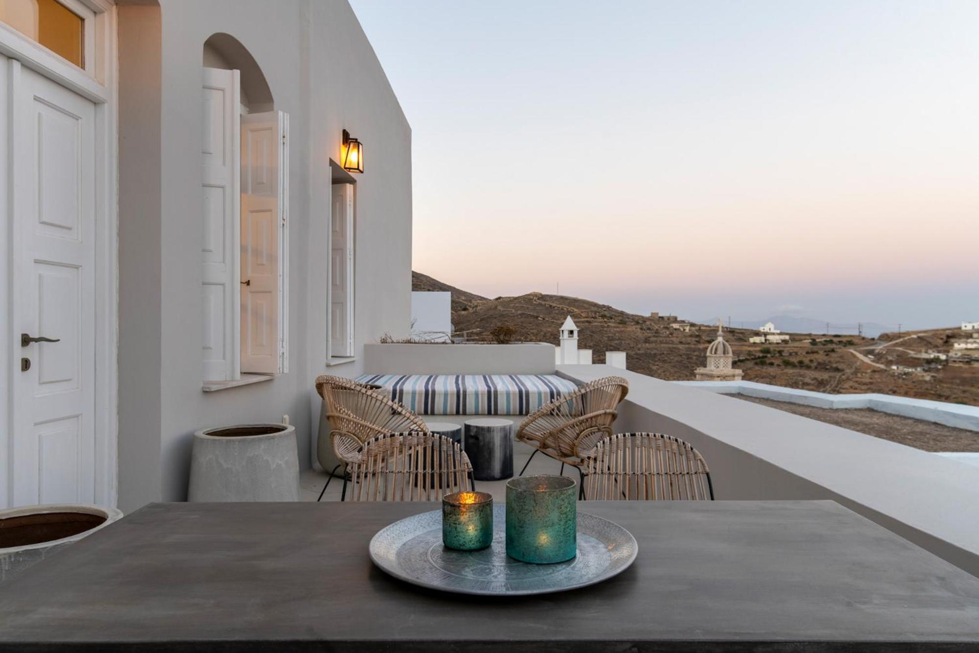 Glaukopis Retreat