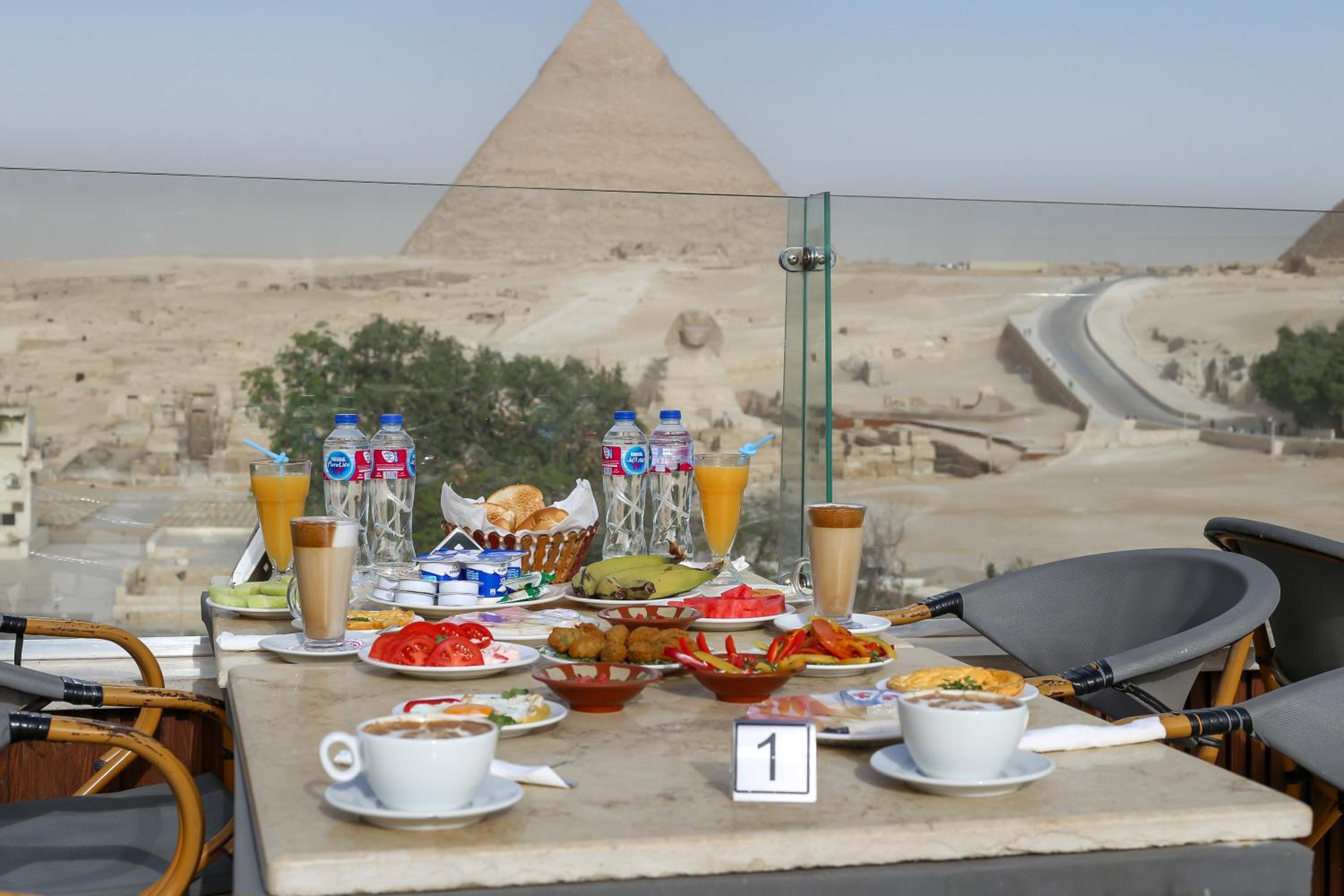 Giza Pyramids View Inn