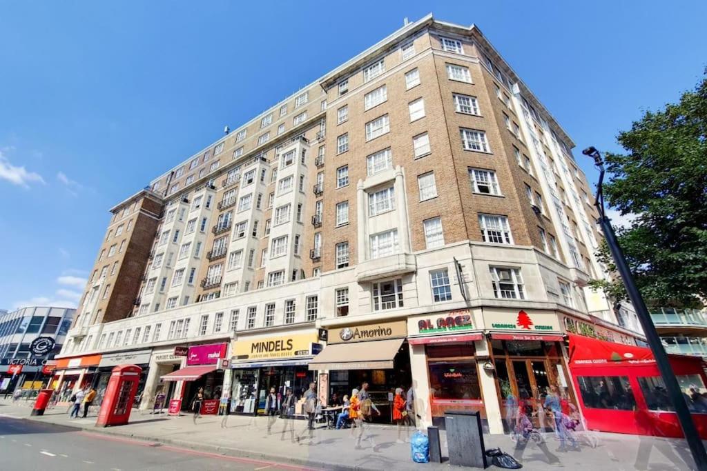 Stunning 2 Bed, 2 Bath Flat Next to Hyde Park