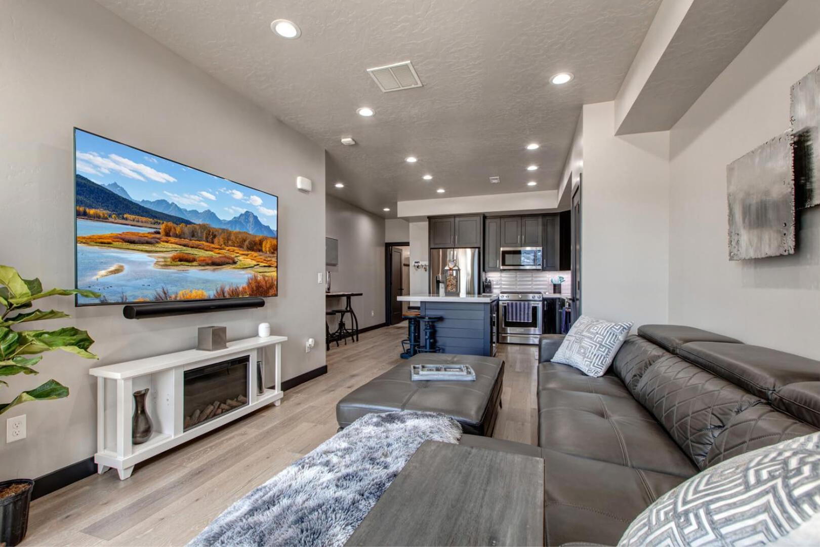 Silver Creek Village 6627 by Moose Management view 2