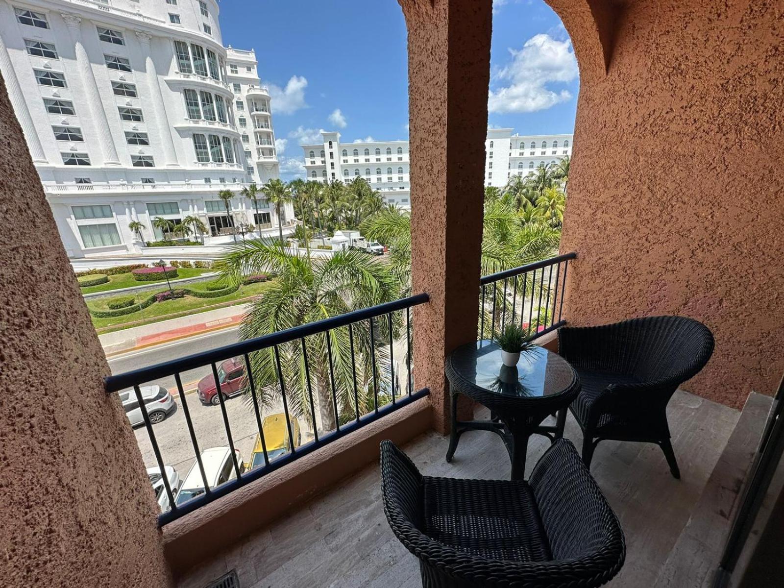 Caribbean Boutique Rooms
