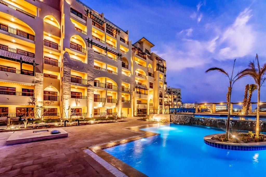 Egypt Traveler Hotel