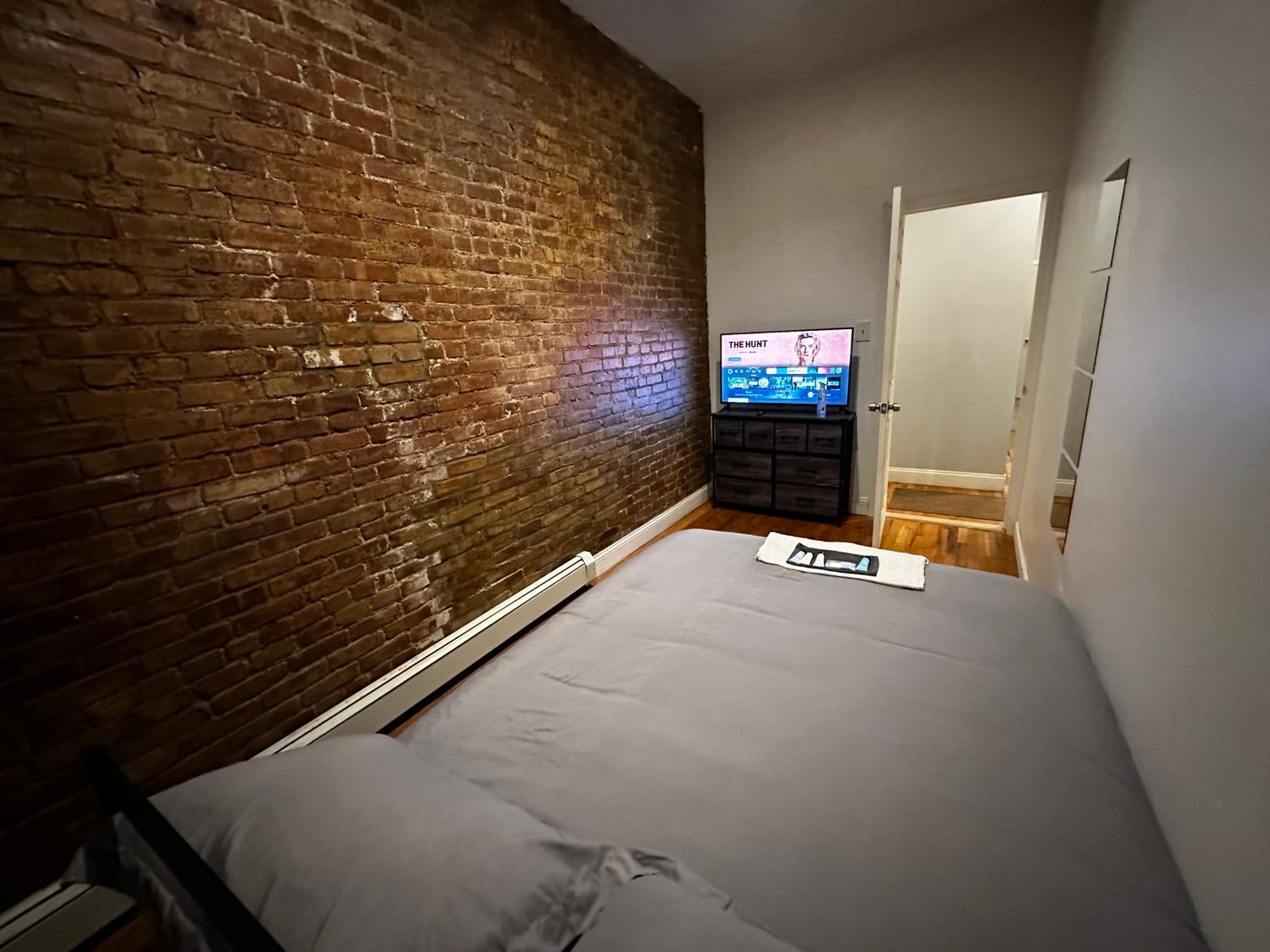 Cozy Townhouse in Manhattan