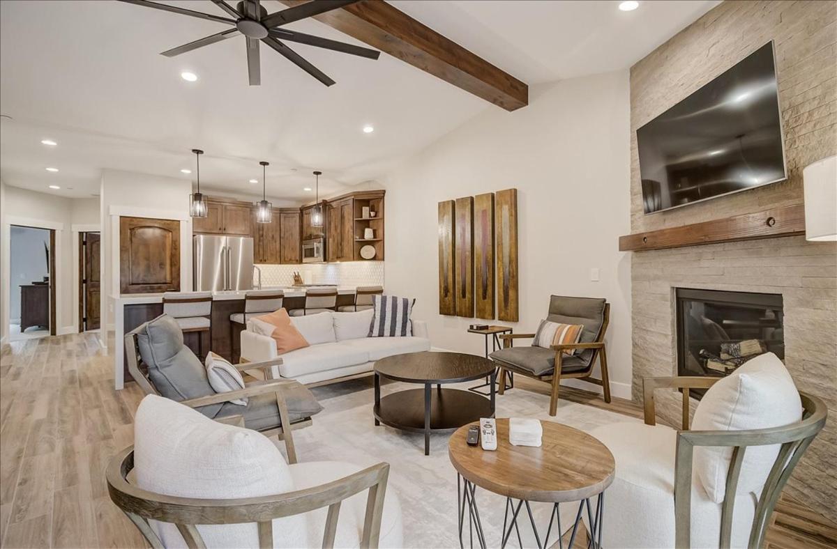 Black Rock Ridge 14202 by Moose Management view 2