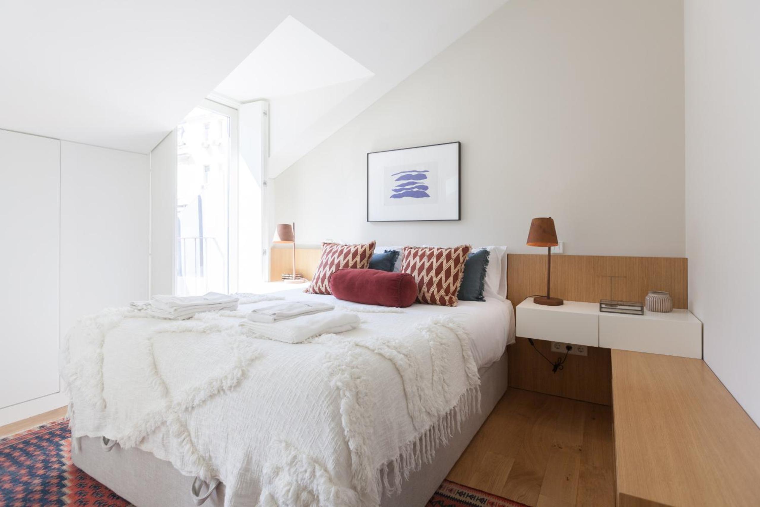 FLH Restauradores Deluxe Apartment with Terrace view 3