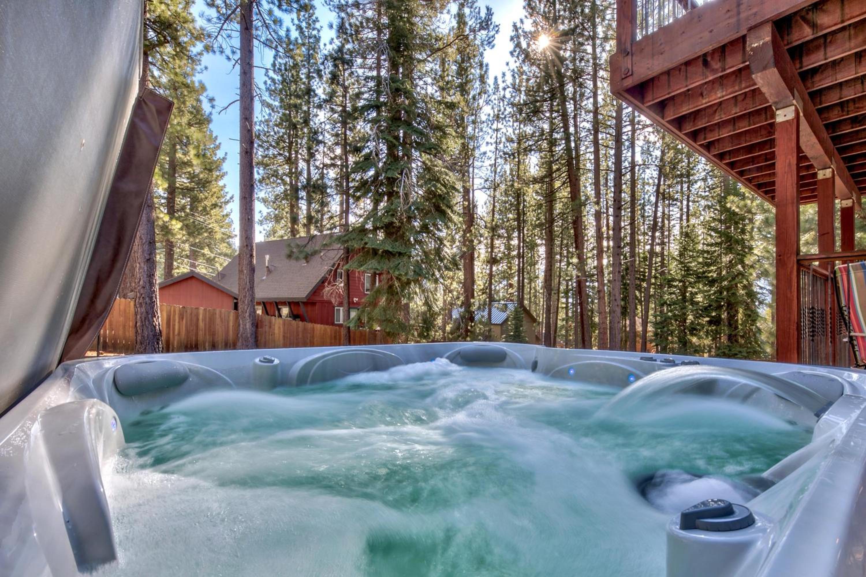 Blackfoot Luxury Retreat - Hot Tub Pool Table Pets Deck view 4