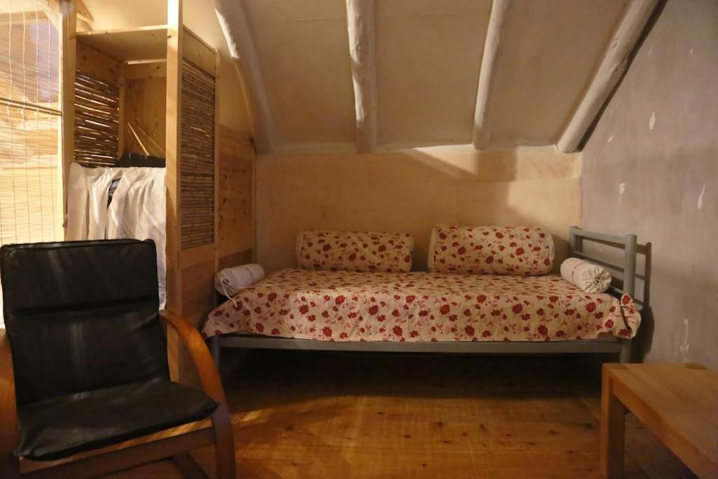 Stonehome Pojata