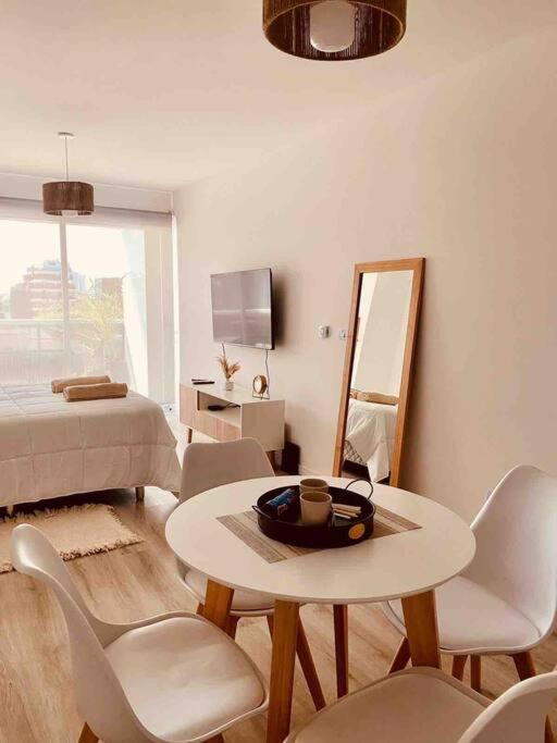 Moderno Estudio con Balcón y Parrilla en Palermo