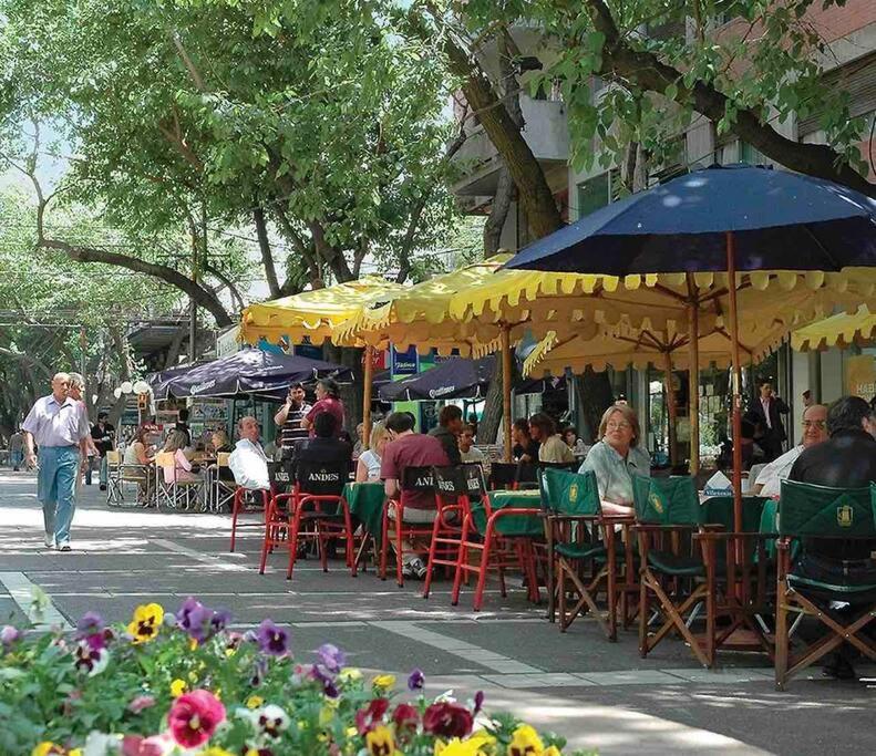 Moderno Estudio con Balcón y Parrilla en Palermo