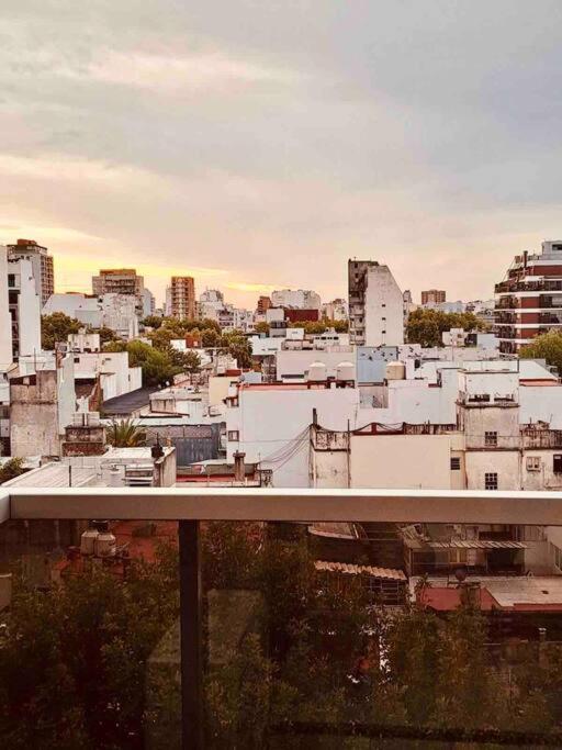 Moderno Estudio con Balcón y Parrilla en Palermo