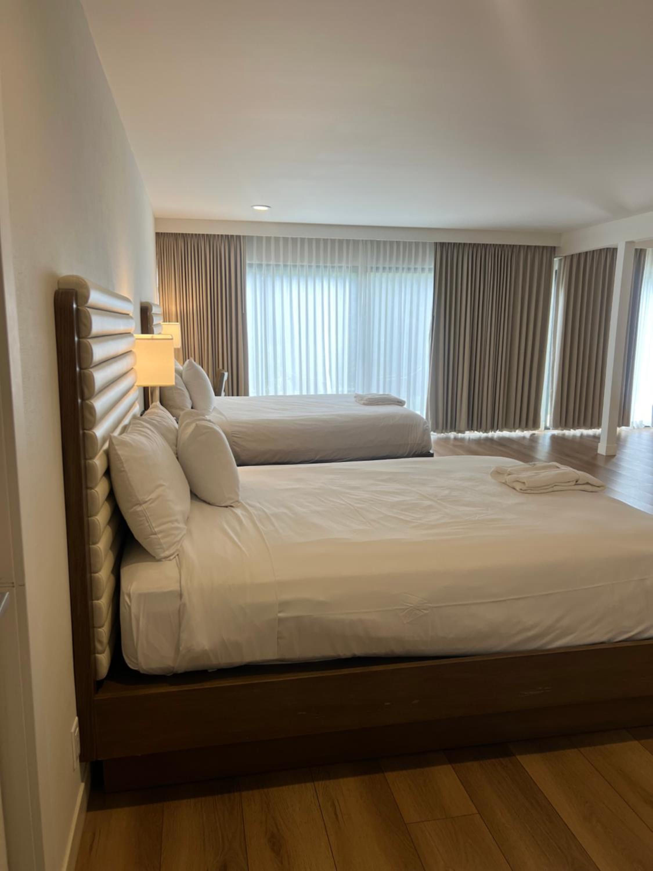Luxe Sunset Boulevard Hotel