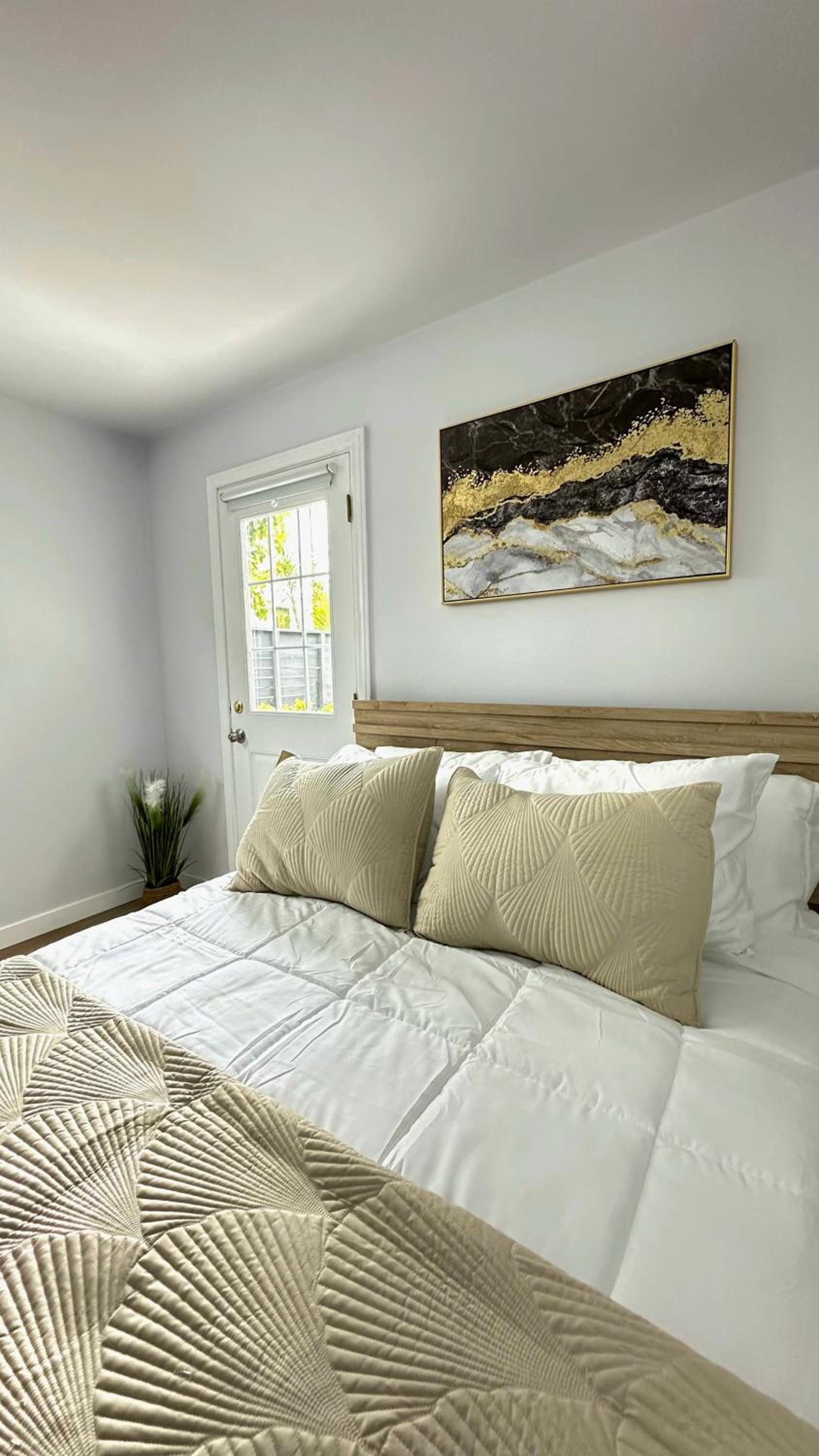 Modern 2BR Stylish & Cozy Unit