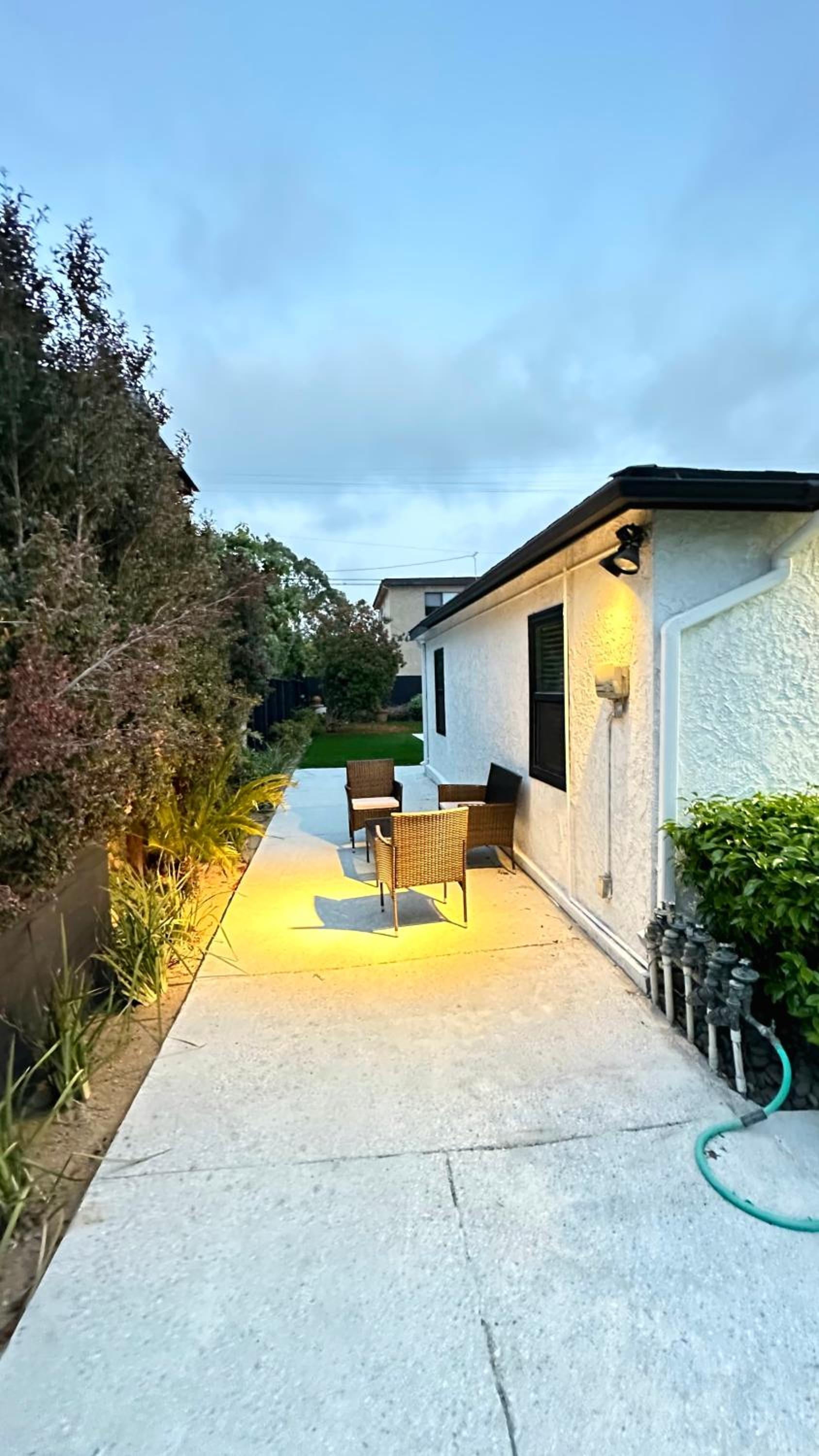 Modern 2BR Stylish & Cozy Unit