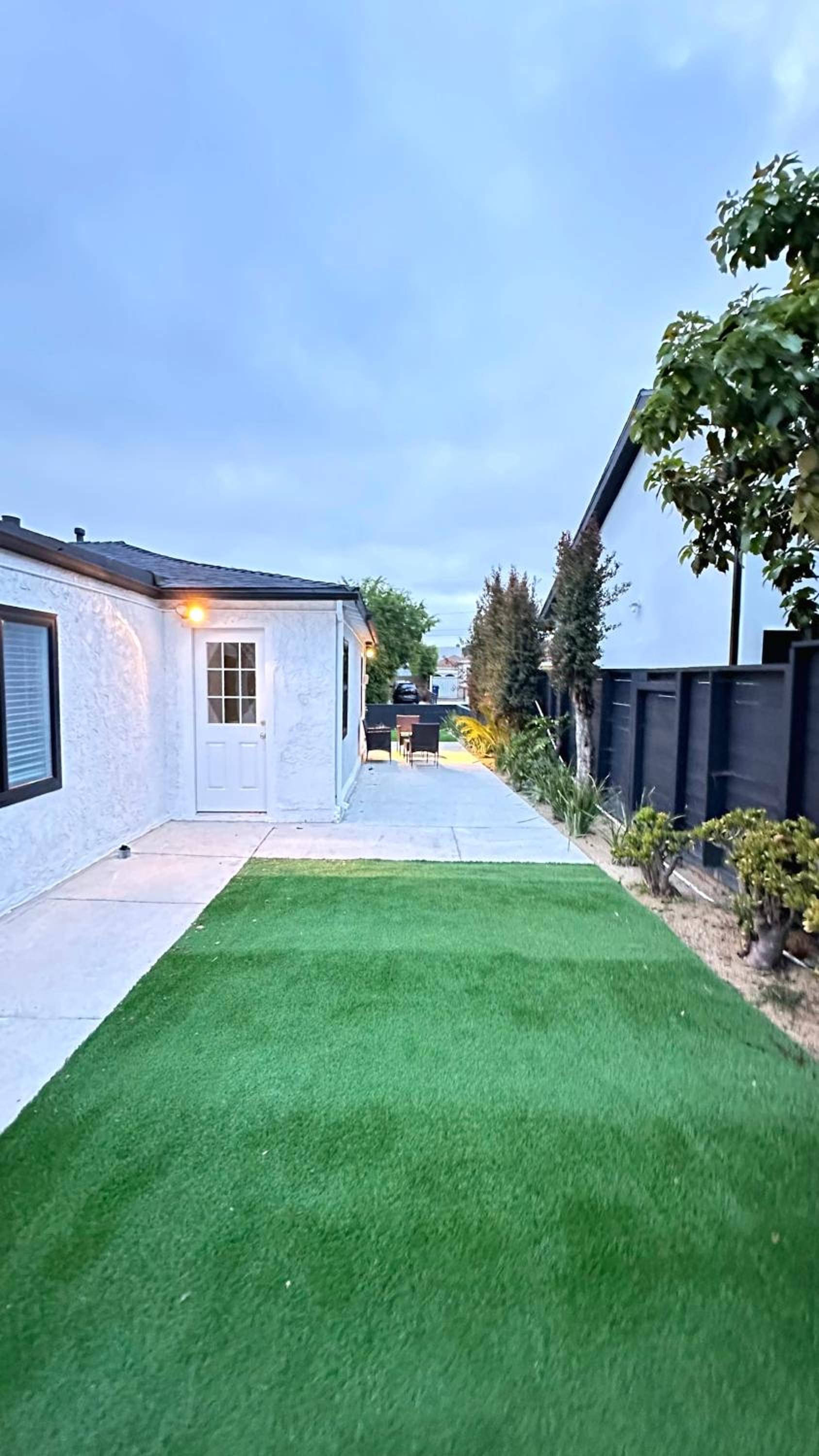 Modern 2BR Stylish & Cozy Unit